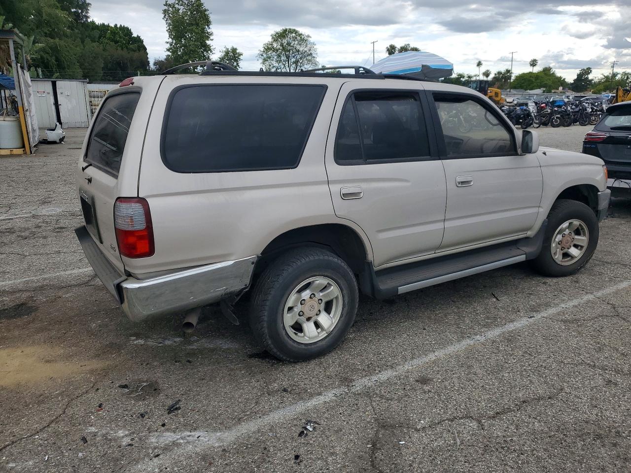 TOYT 4RUNNER 1996 — 4