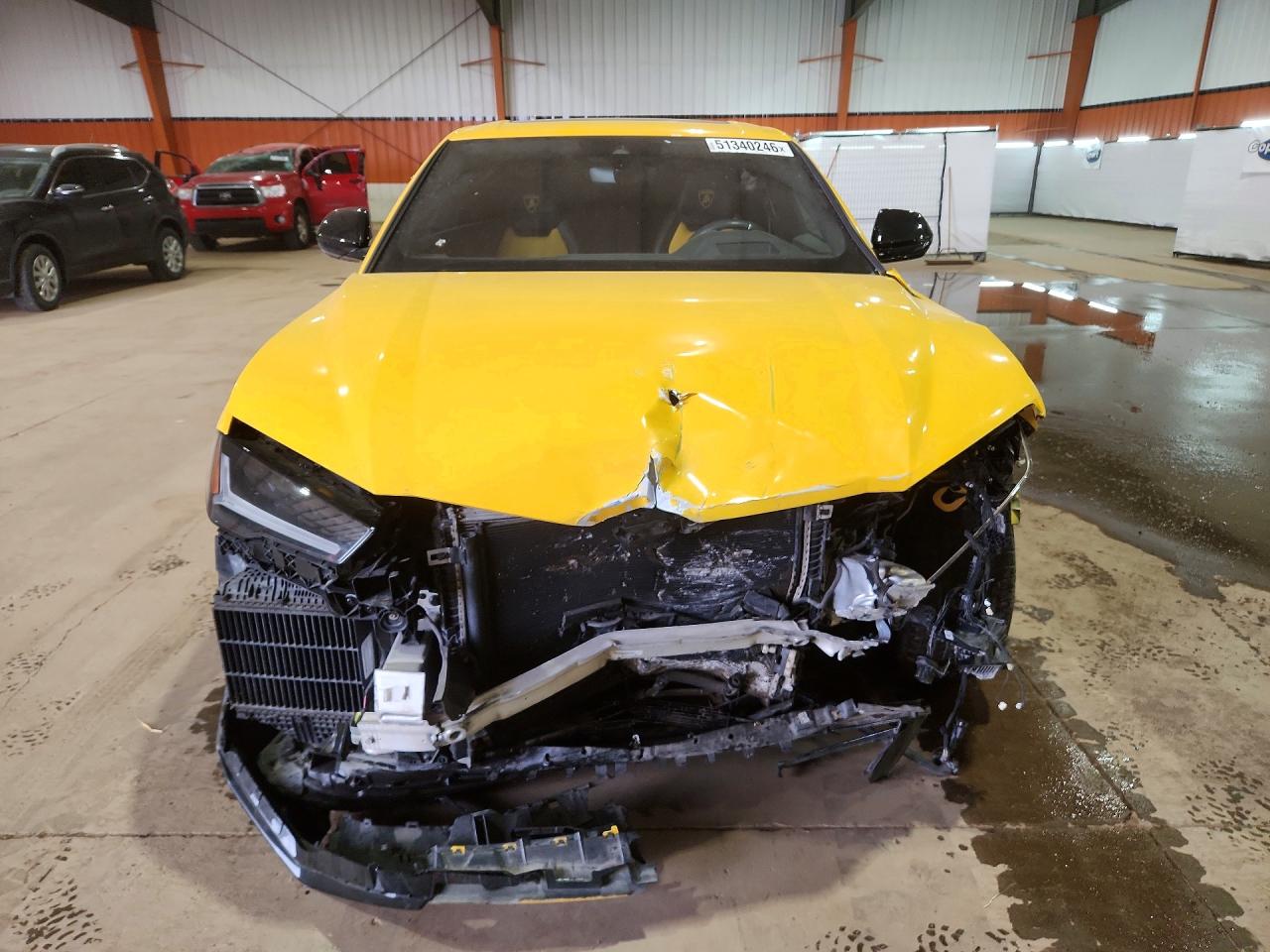 LAMBORGHINI URUS 2022 — 6