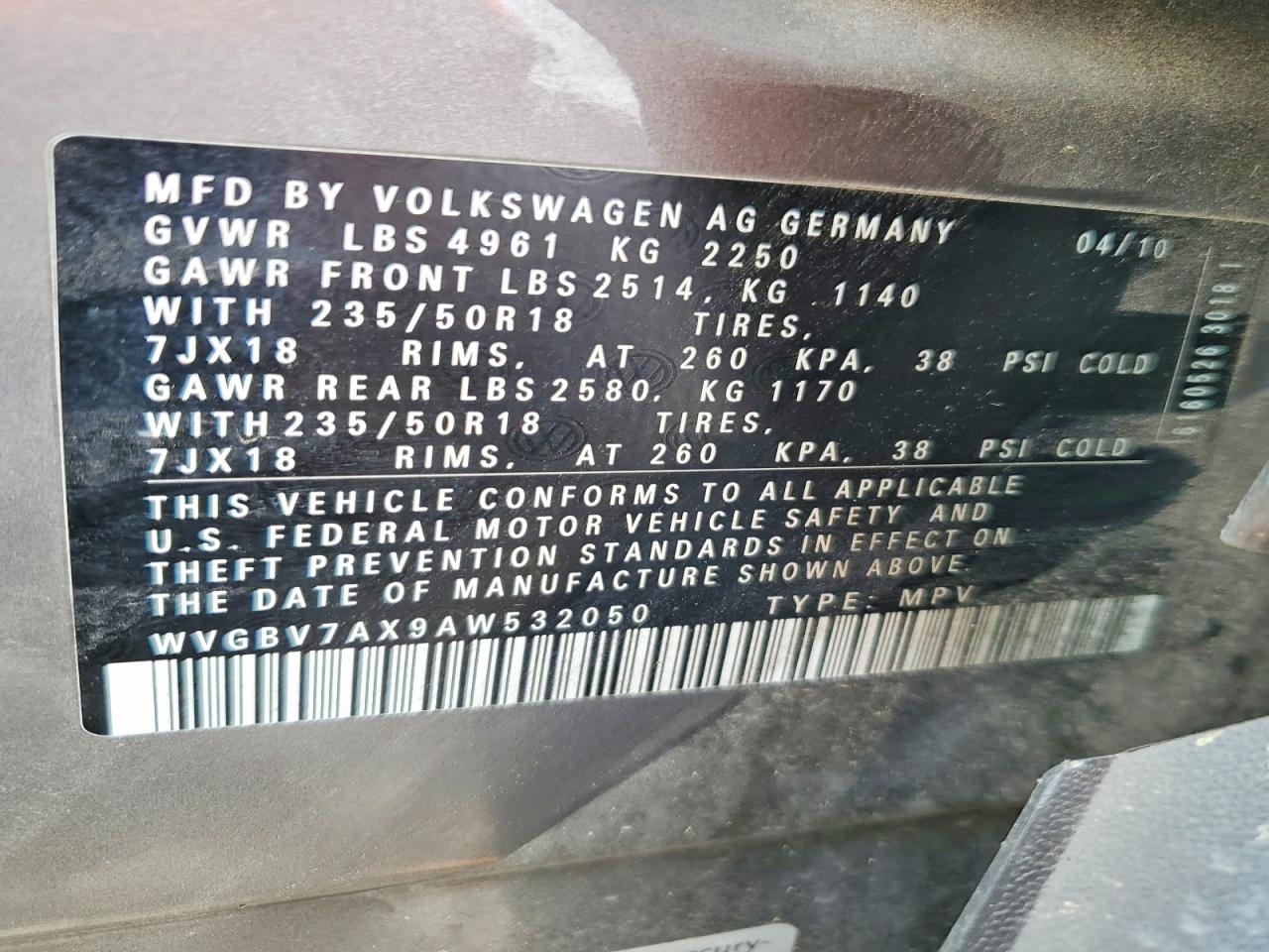 VOLKSWAGEN TIGUAN 2010 — 14