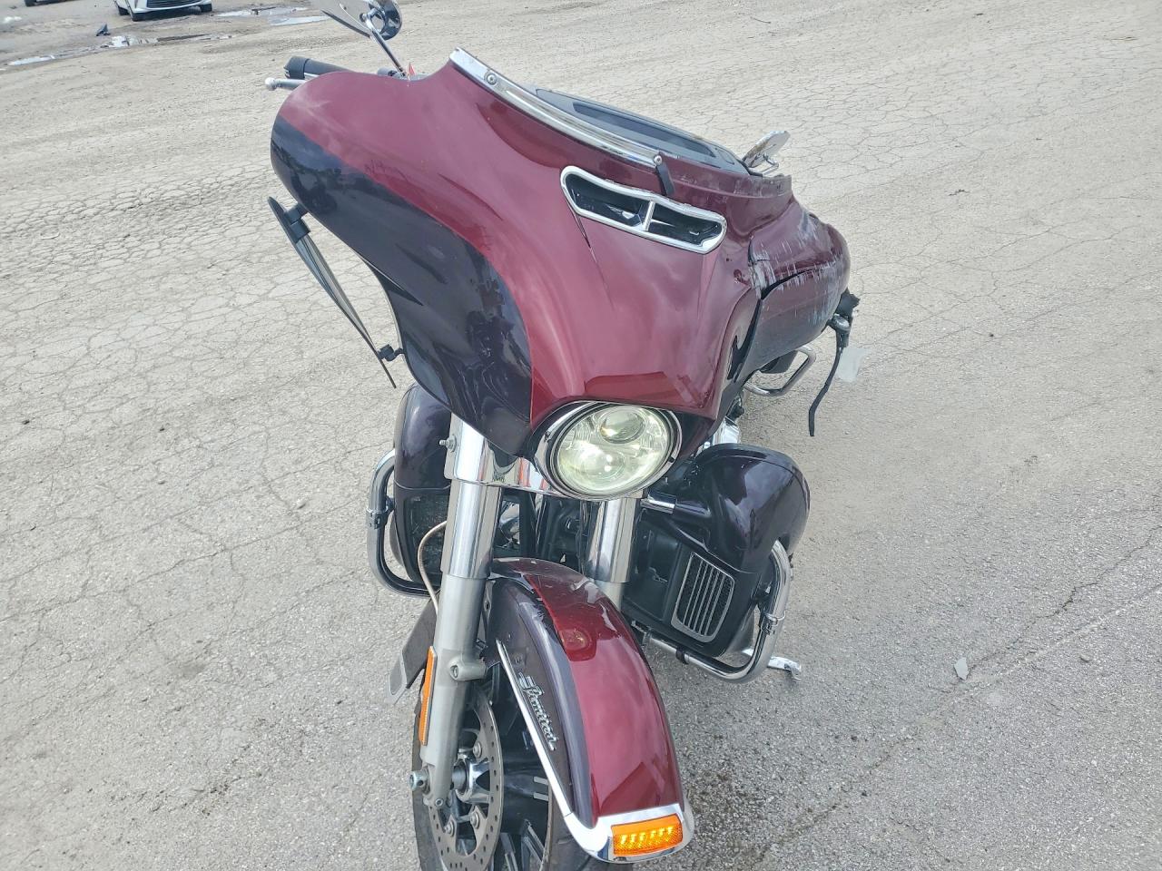 HARLEY-DAVIDSON FLHTK 2014 — 3