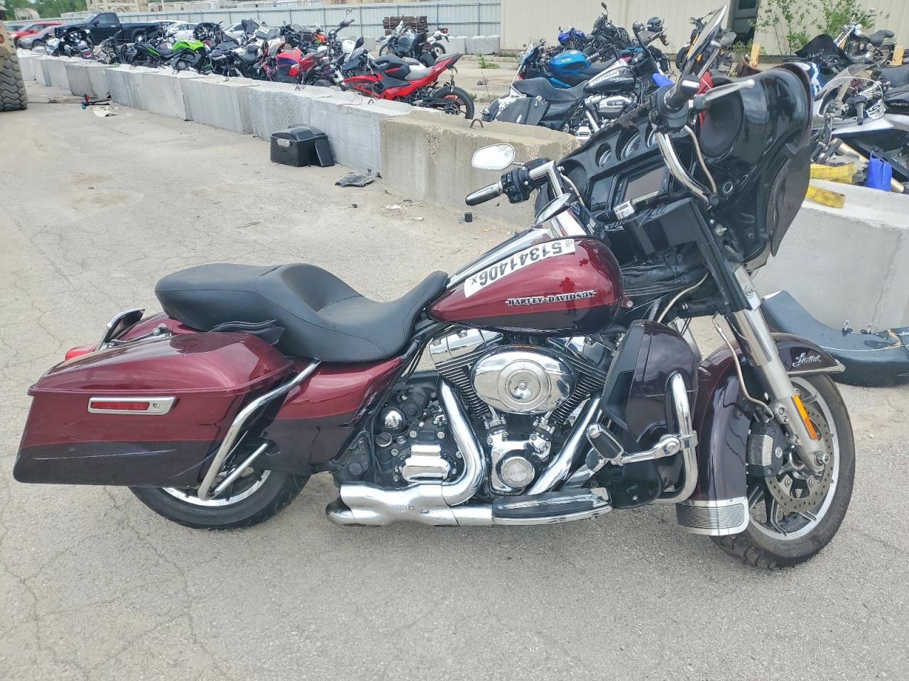 HARLEY-DAVIDSON FLHTK 2014 — 2