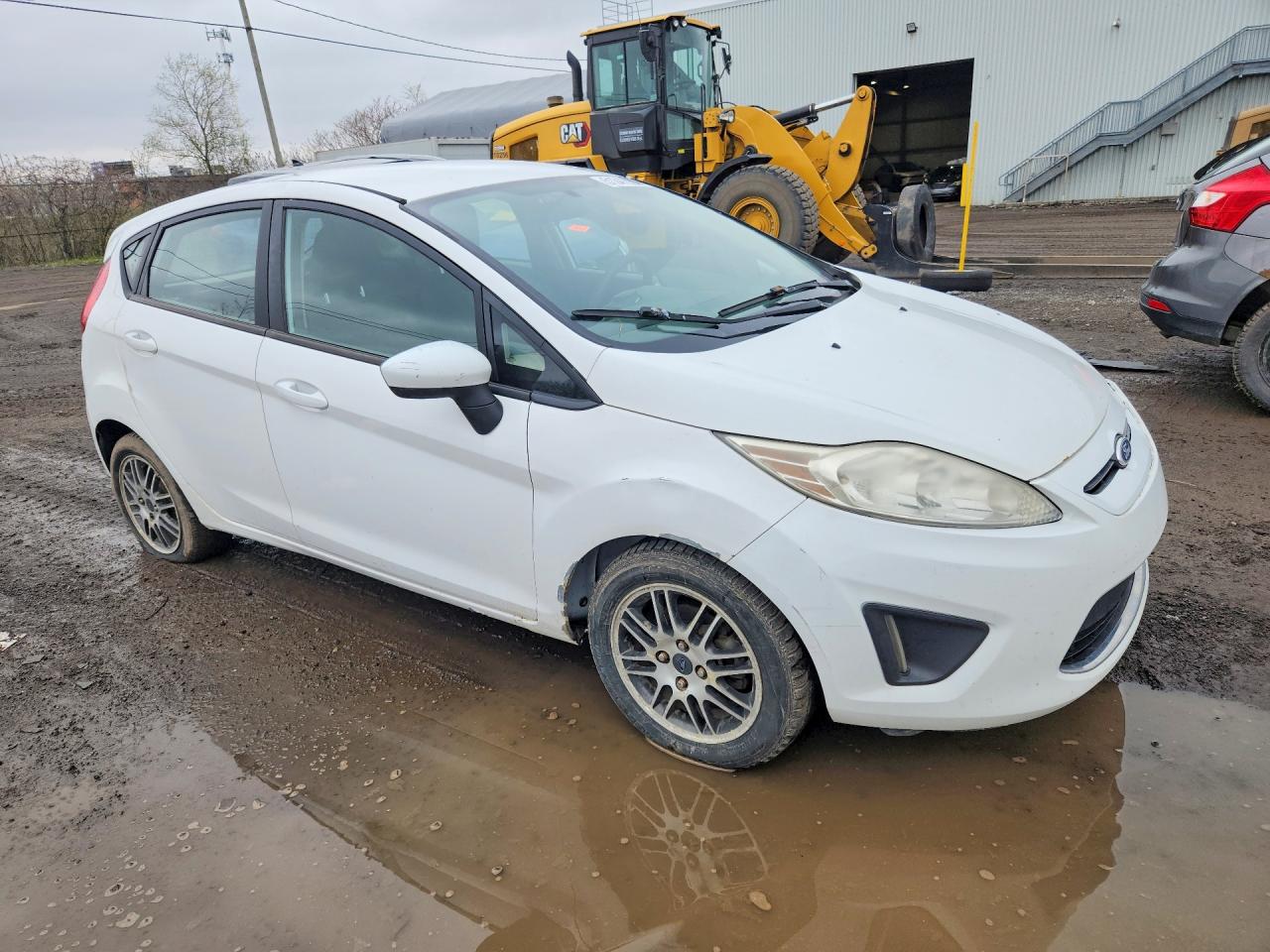 FORD FIESTA 2011 — 5