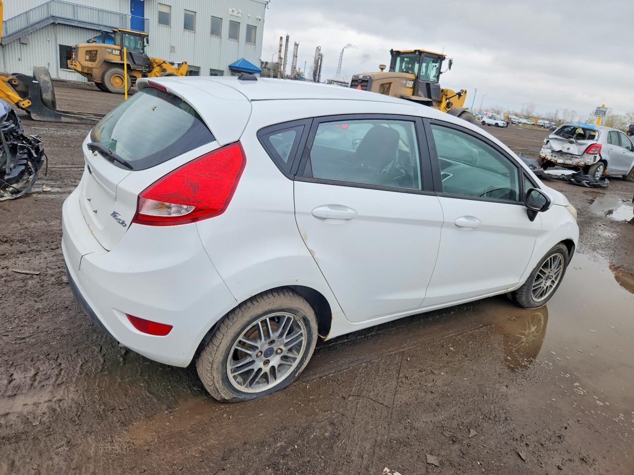 FORD FIESTA 2011 — 4