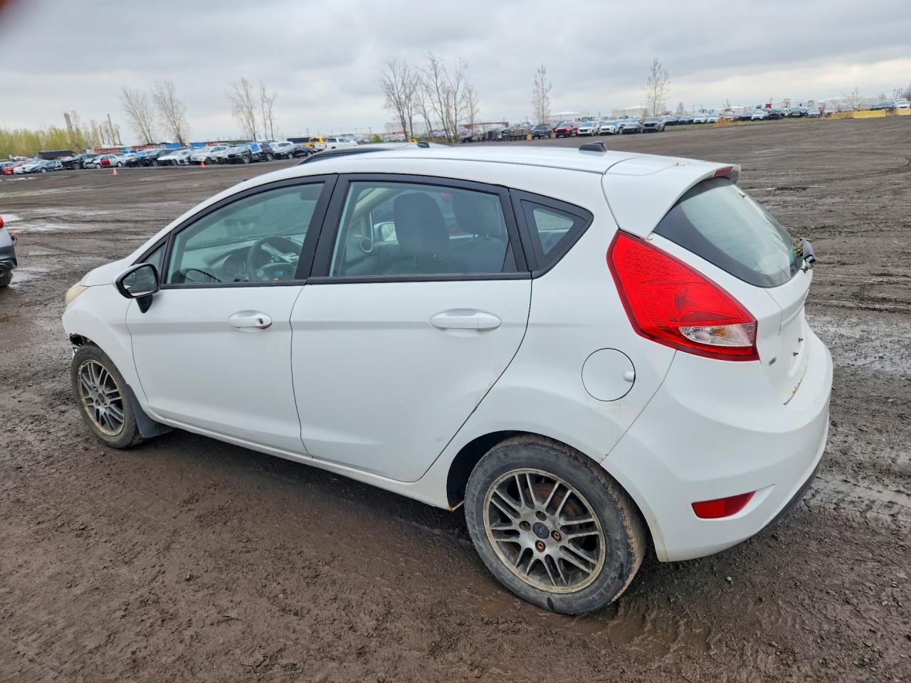 FORD FIESTA 2011 — 3