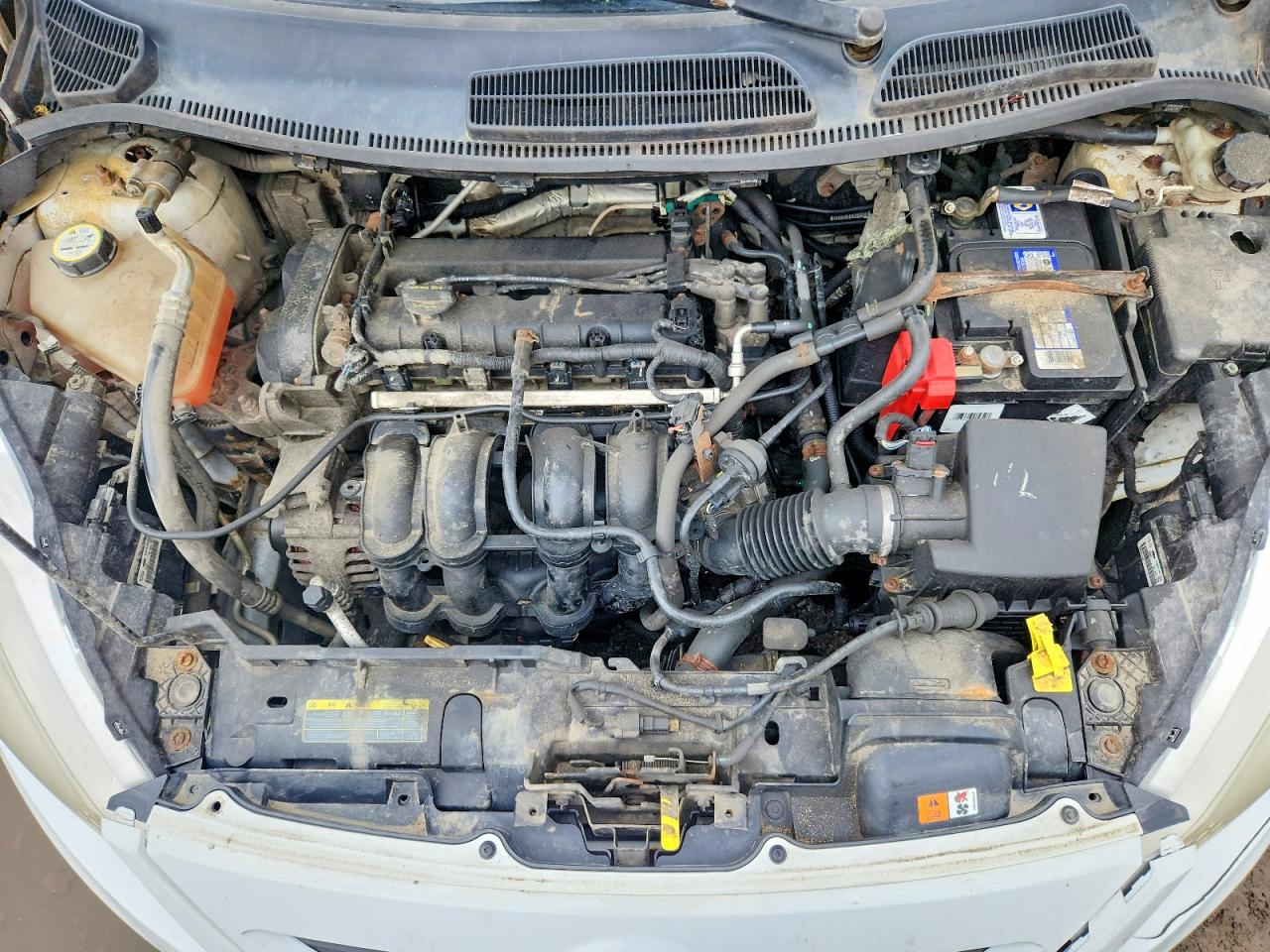 FORD FIESTA 2011 — 12