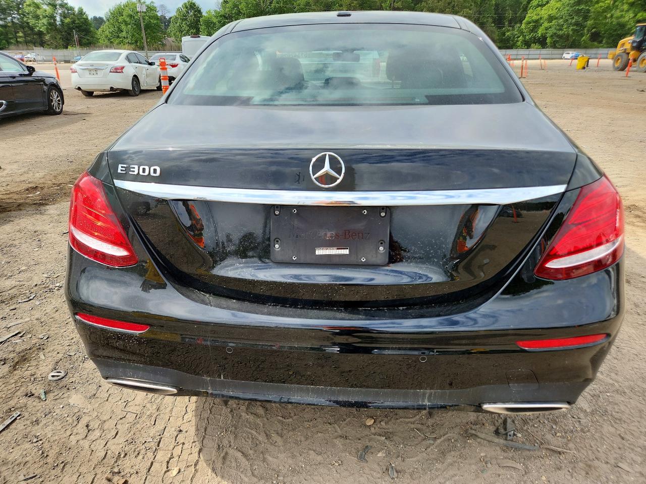 MERCEDES-BENZ E 2018 — 7