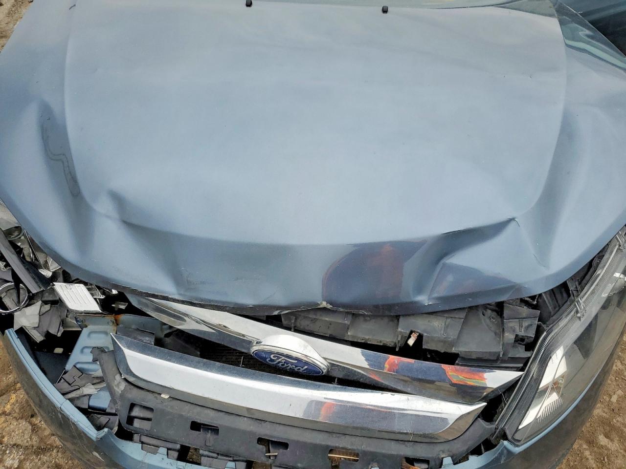 FORD FUSION 2011 — 12
