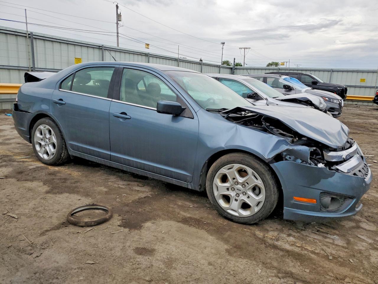 FORD FUSION 2011 — 5