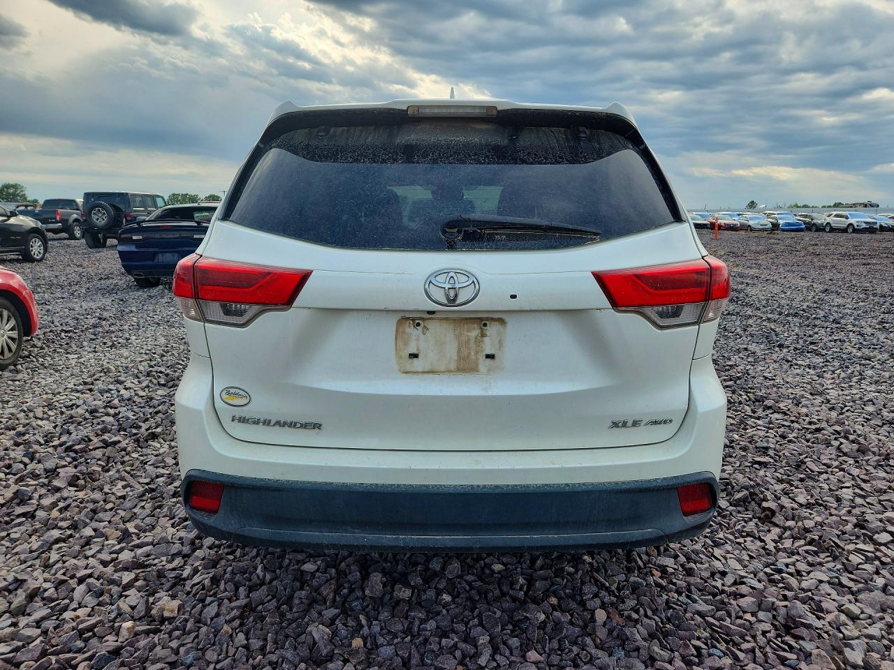 TOYOTA HIGHLANDER 2019 — 7