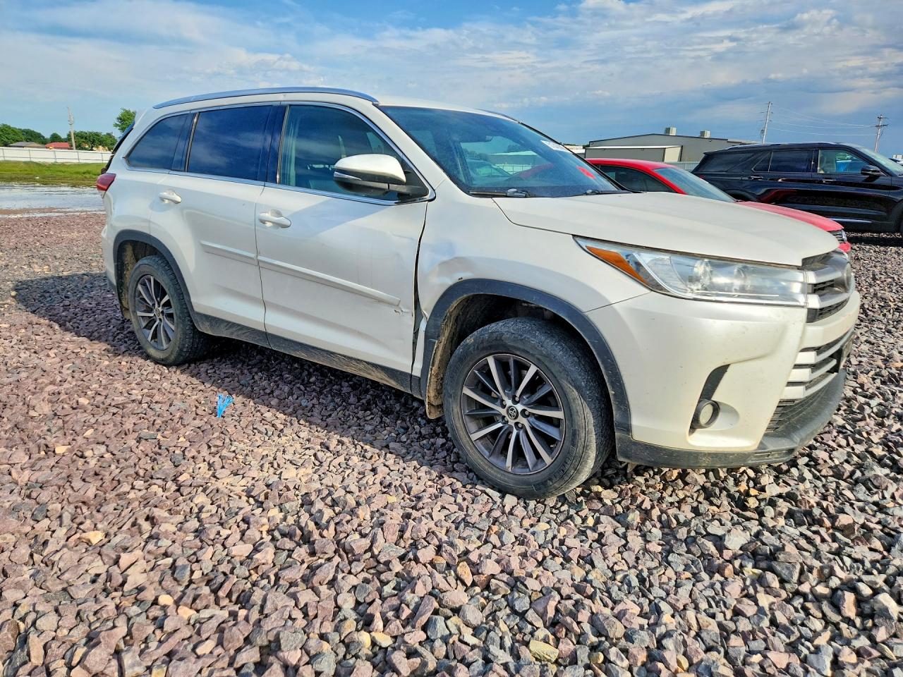TOYOTA HIGHLANDER 2019 — 5