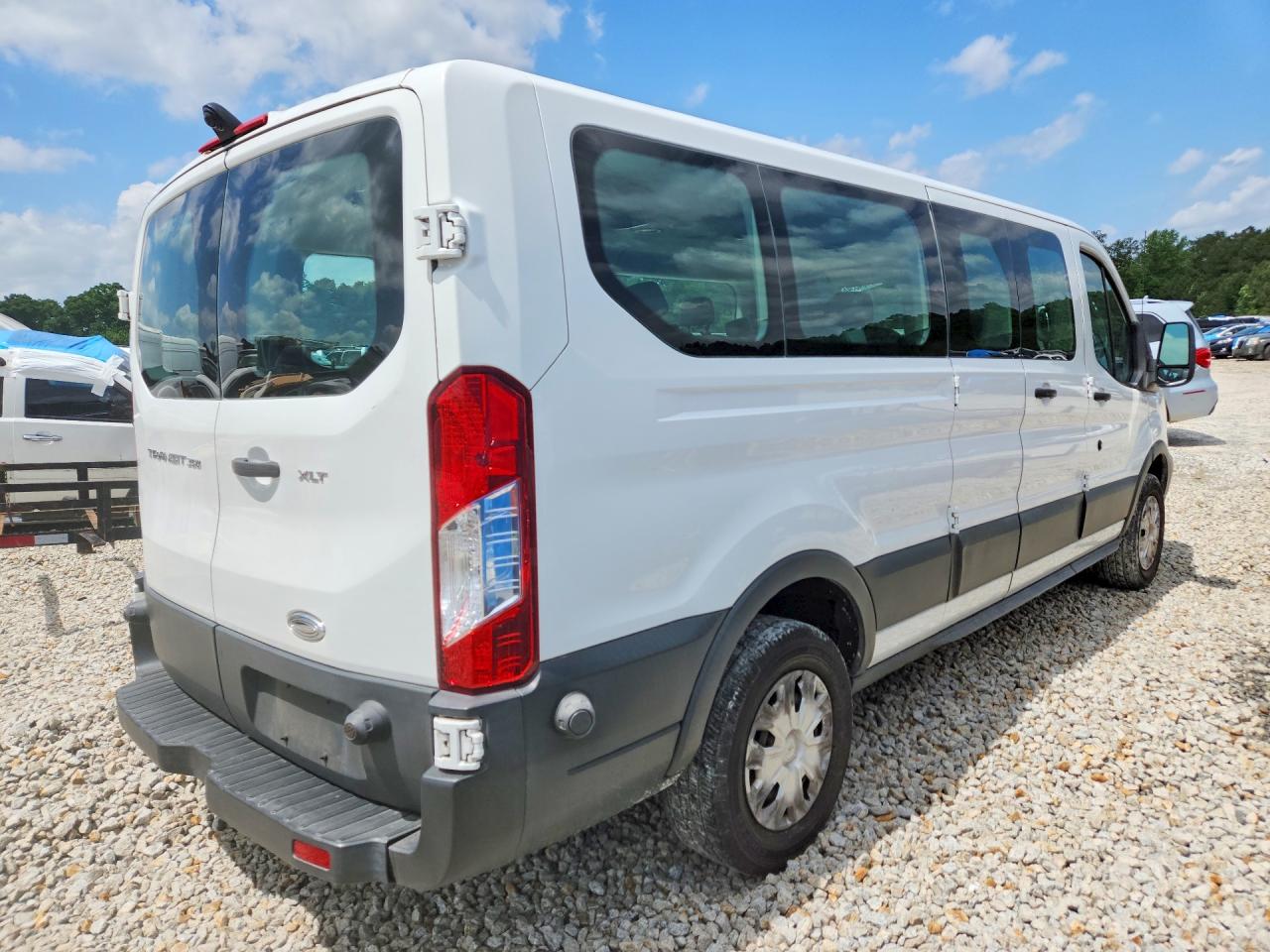 FORD TRANSIT 2015 — 4