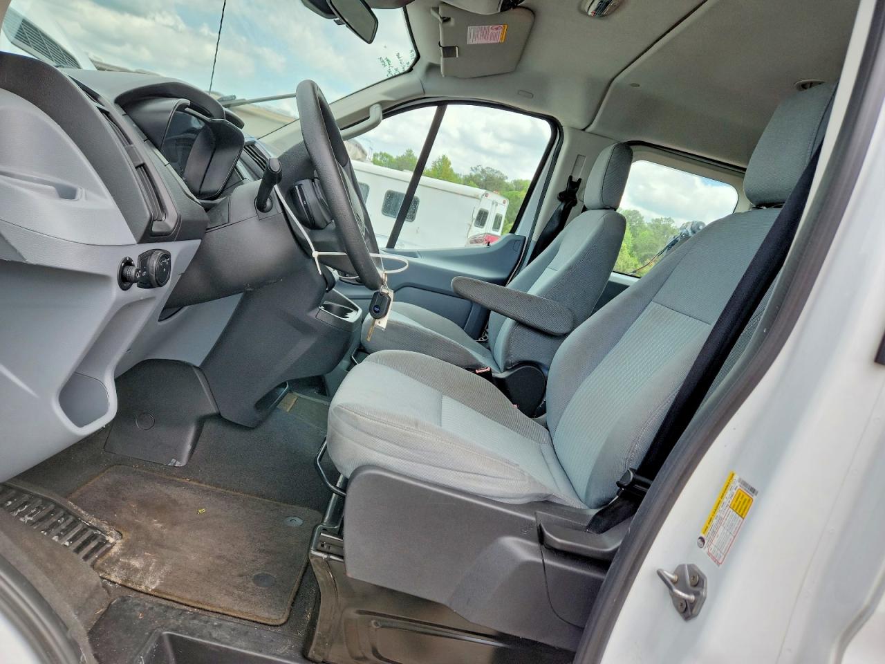 FORD TRANSIT 2015 — 8