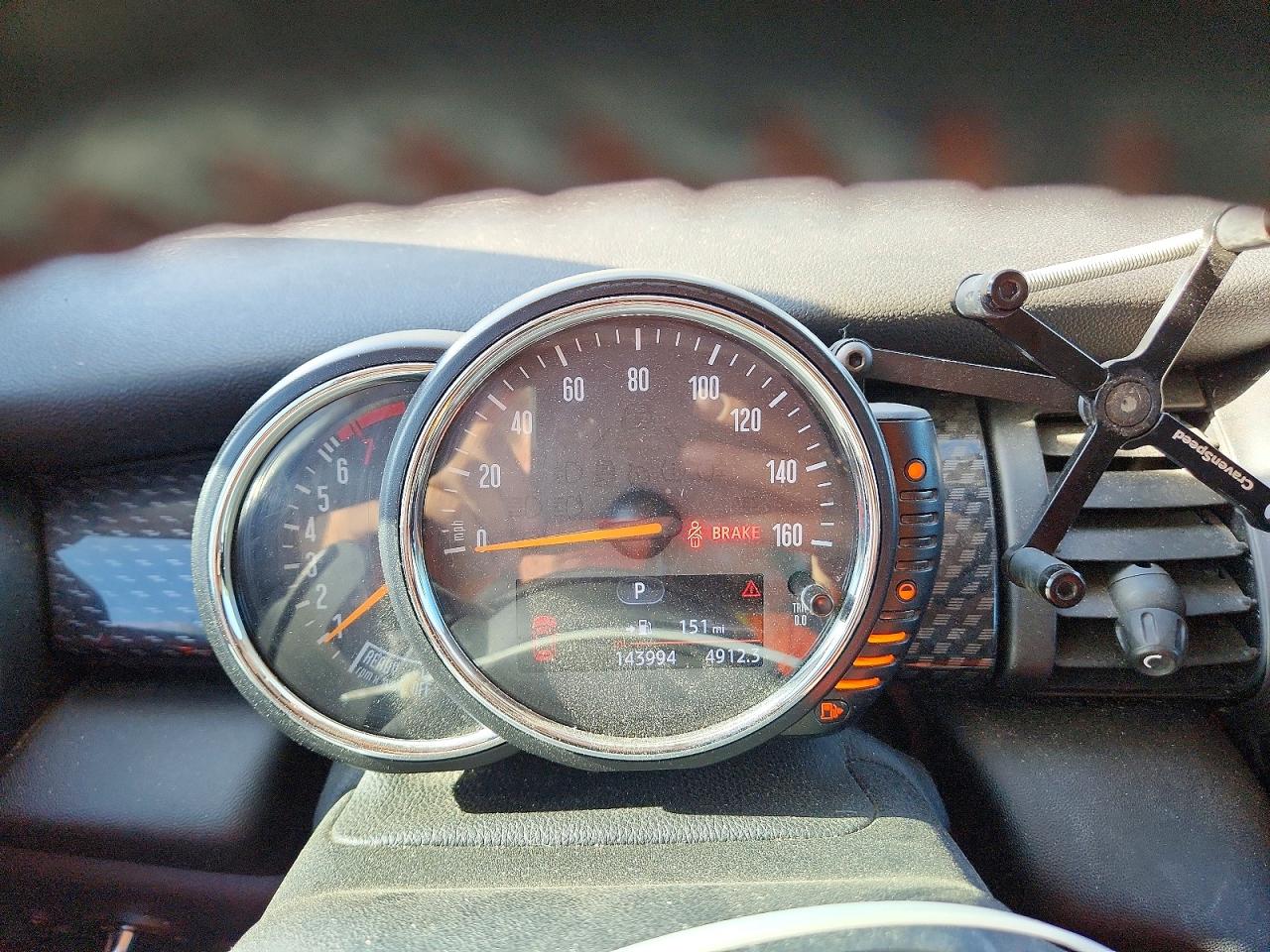 MINI COOPER 2015 — 10