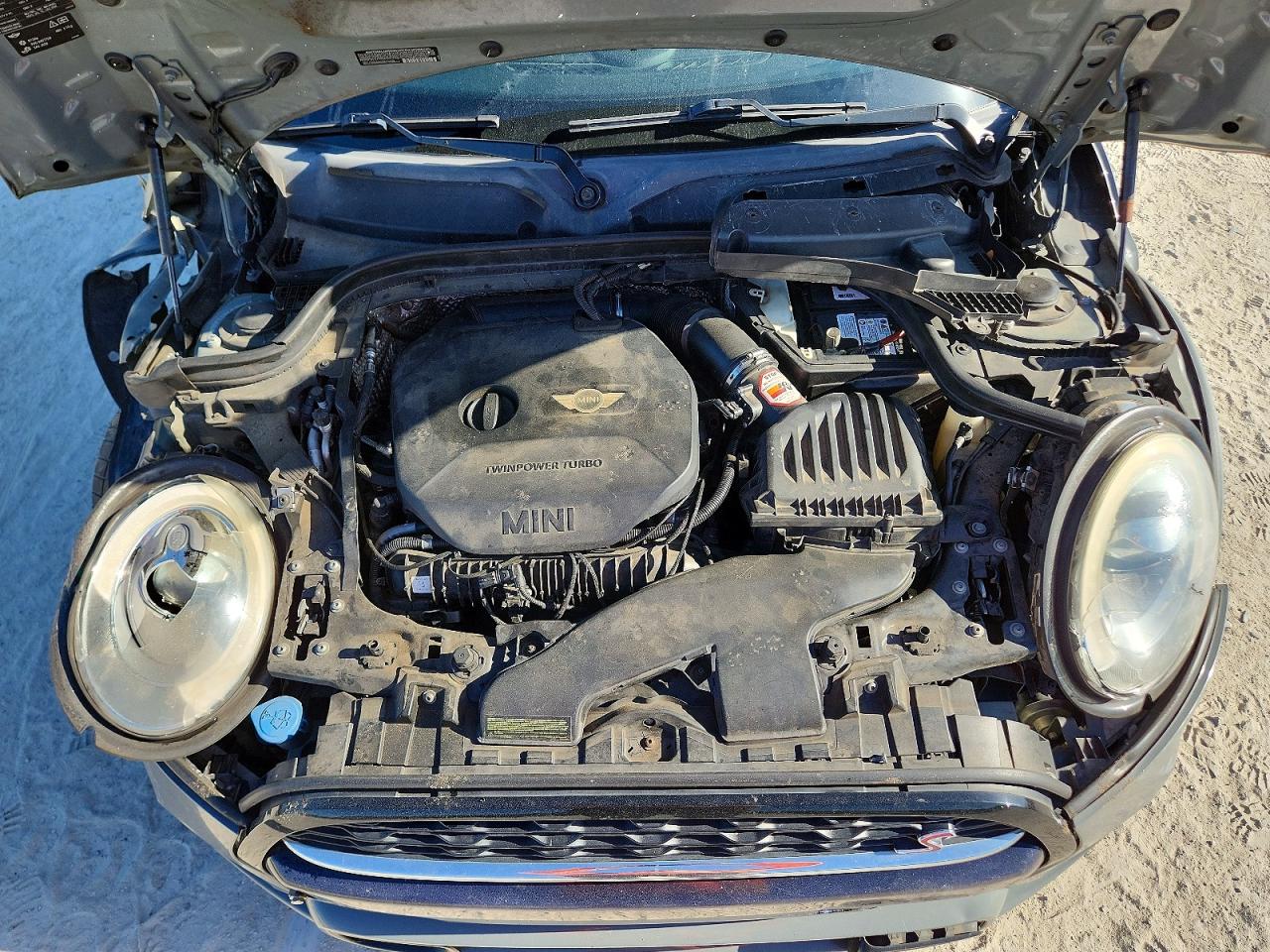MINI COOPER 2015 — 12