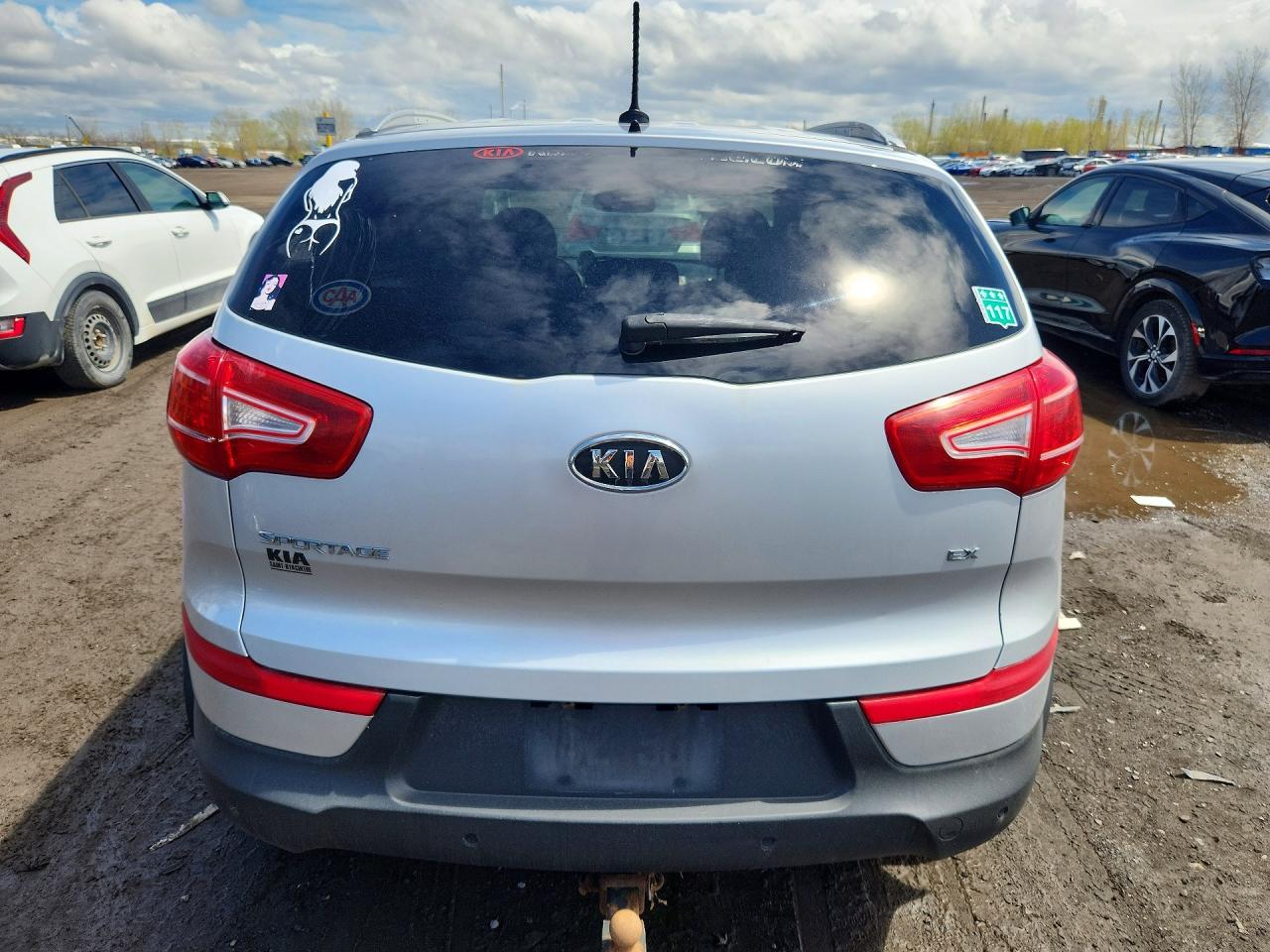 KIA SPORTAGE 2011 — 7