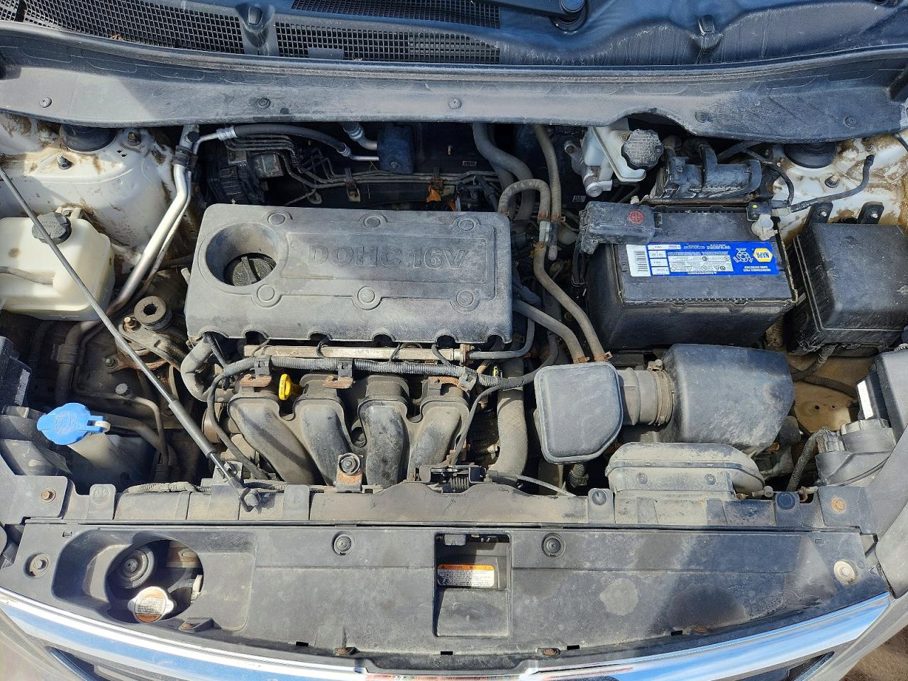 KIA SPORTAGE 2011 — 12