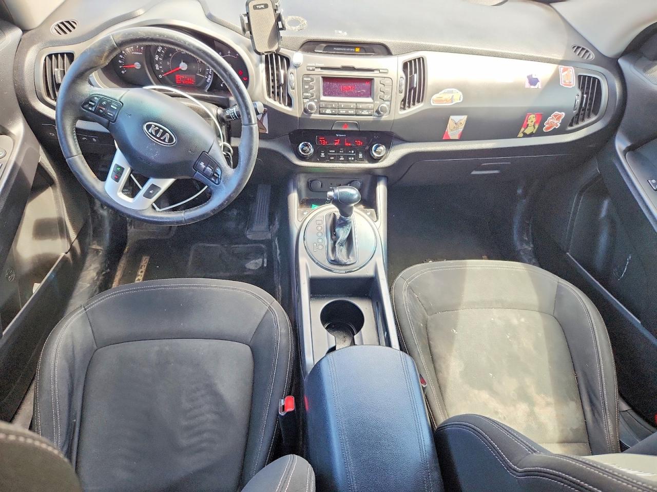 KIA SPORTAGE 2011 — 9