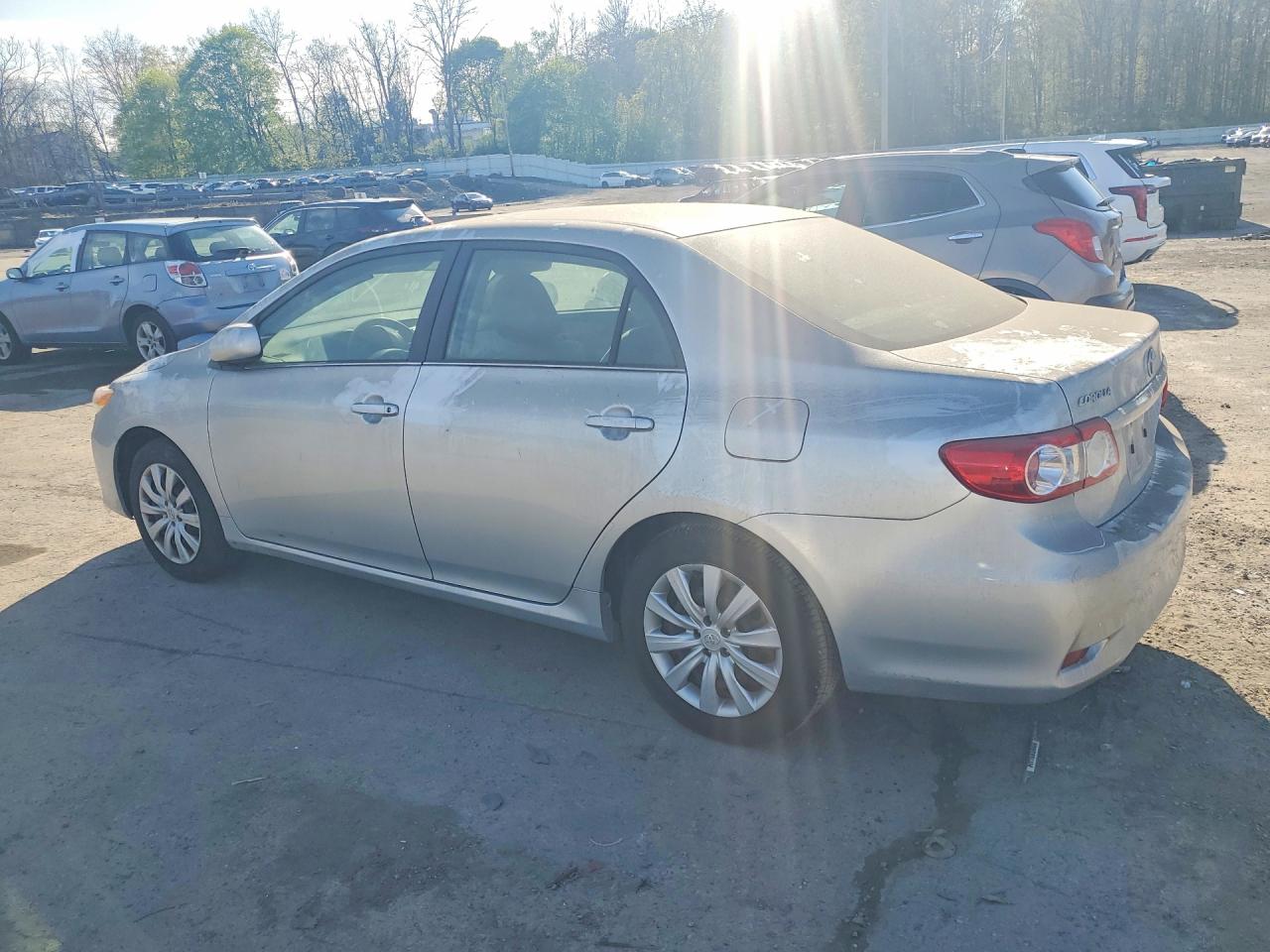 TOYOTA COROLLA 2013 — 3