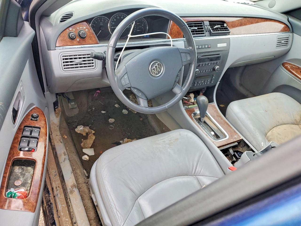 BUICK LACROSSE 2006 — 9