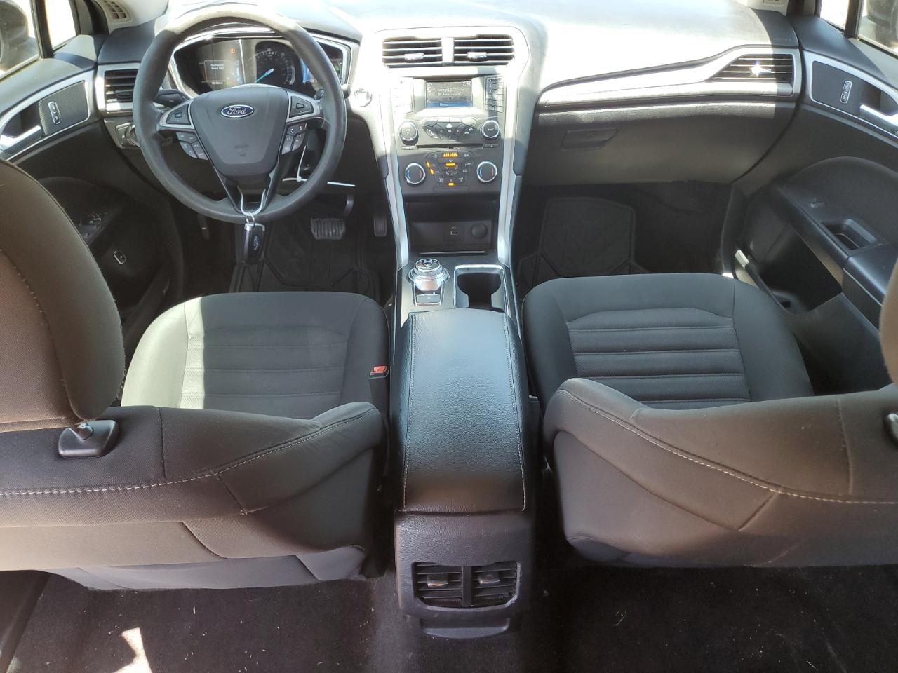 FORD FUSION 2018 — 9