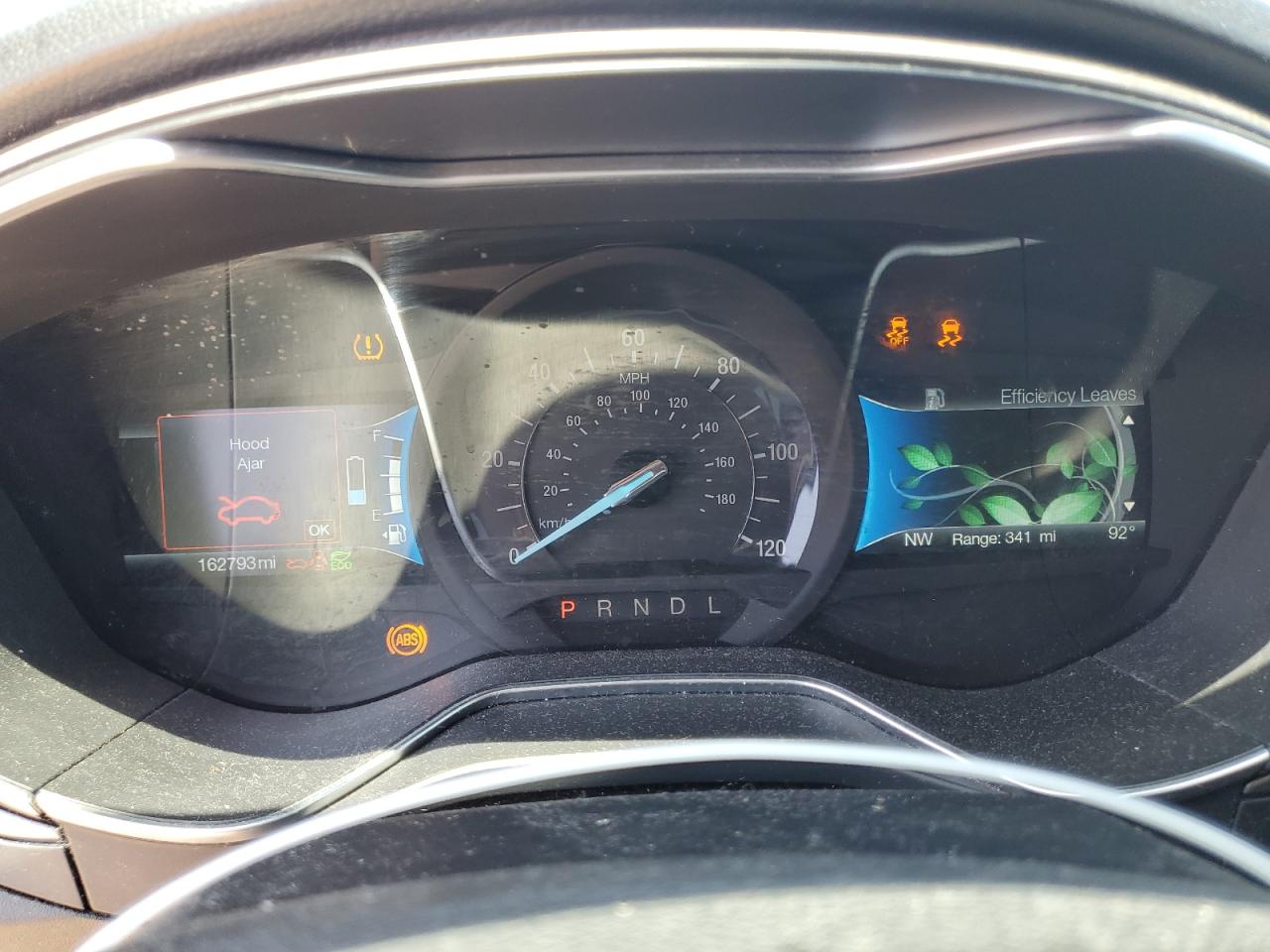 FORD FUSION 2018 — 10