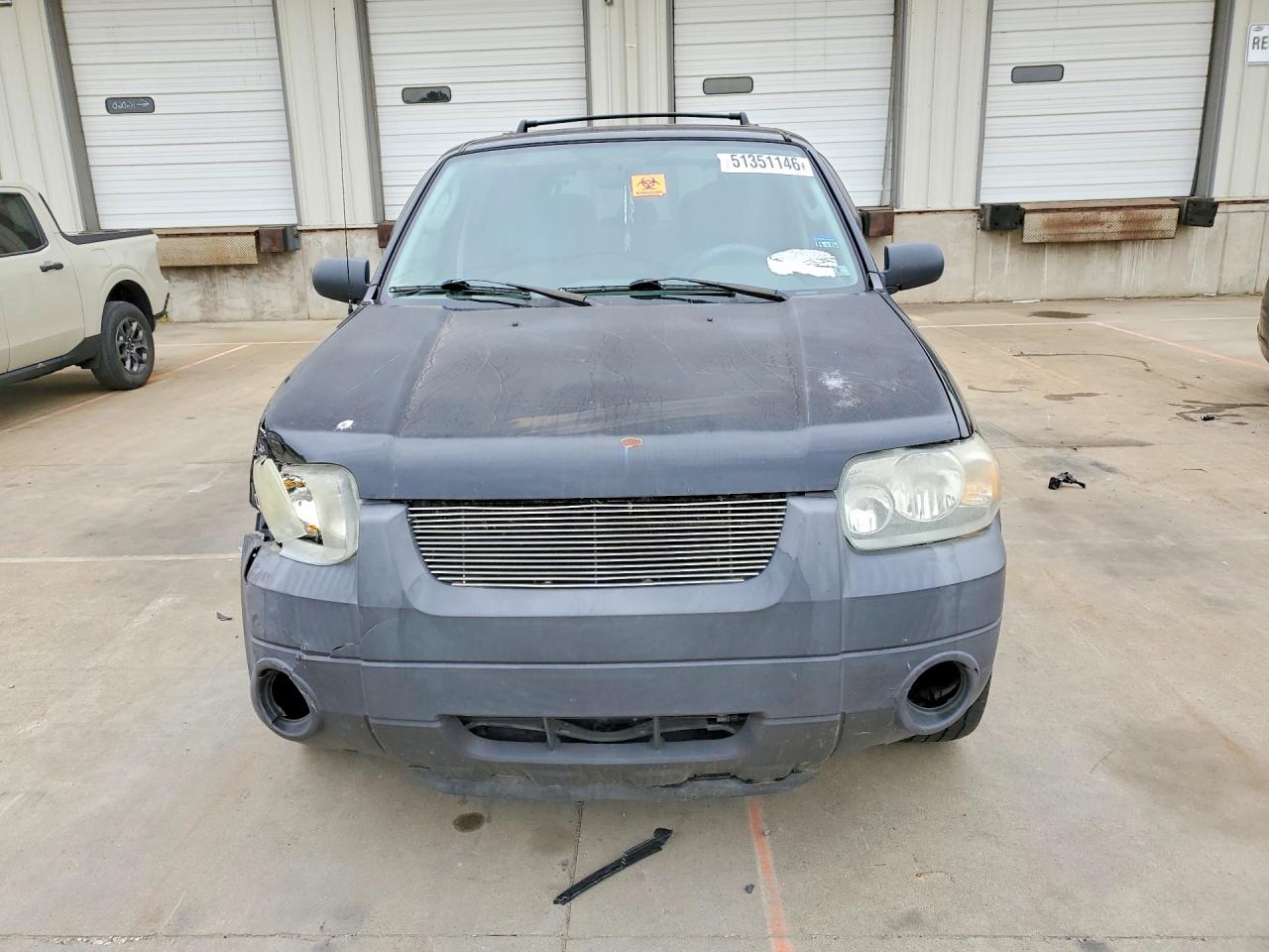 FORD ESCAPE 2005 — 6