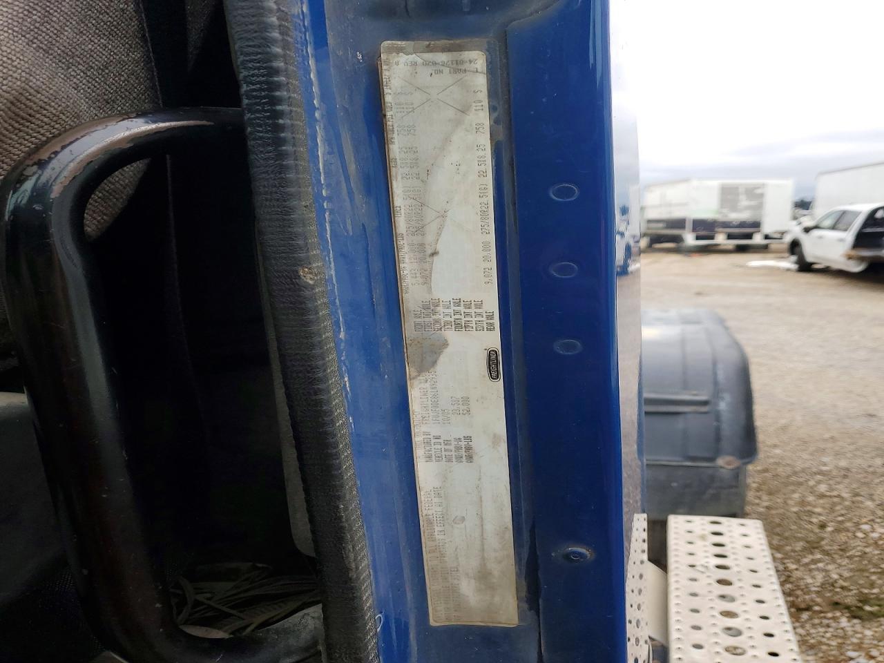 FREIGHTLINER COLUMBIA 2006 — 11