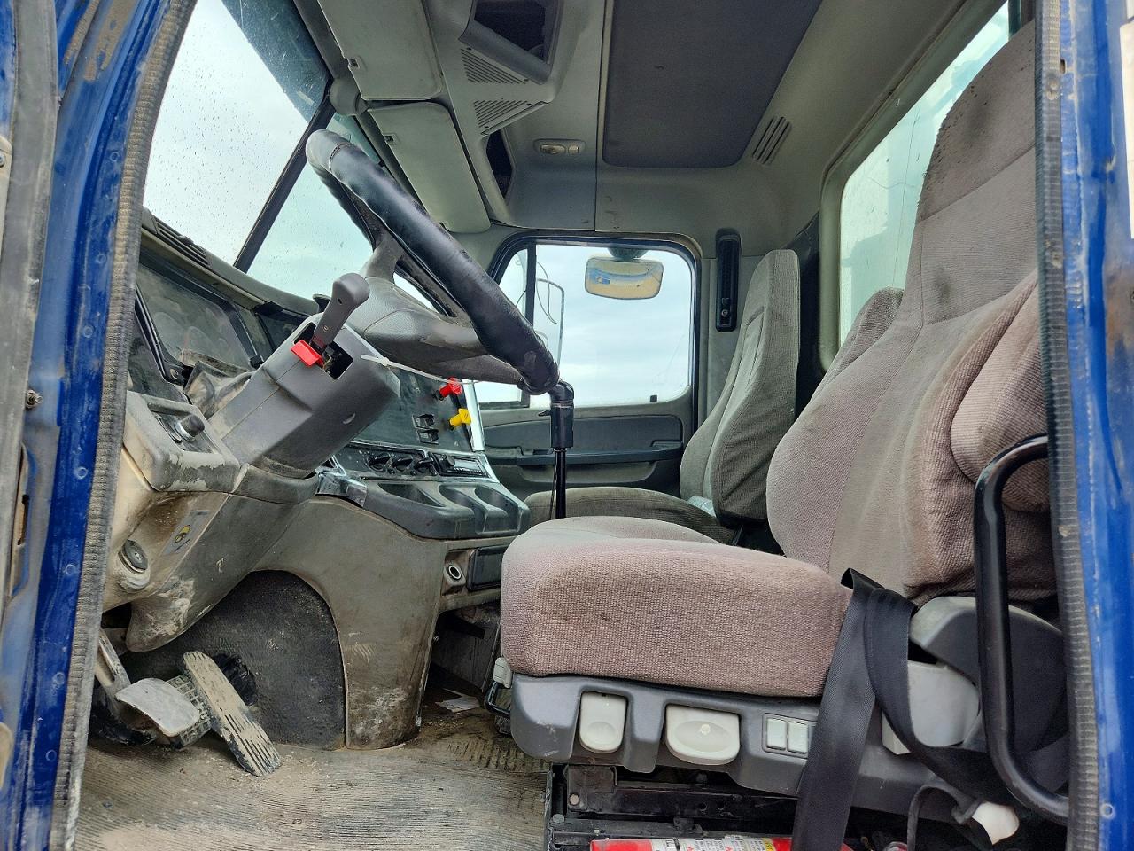 FREIGHTLINER COLUMBIA 2006 — 6