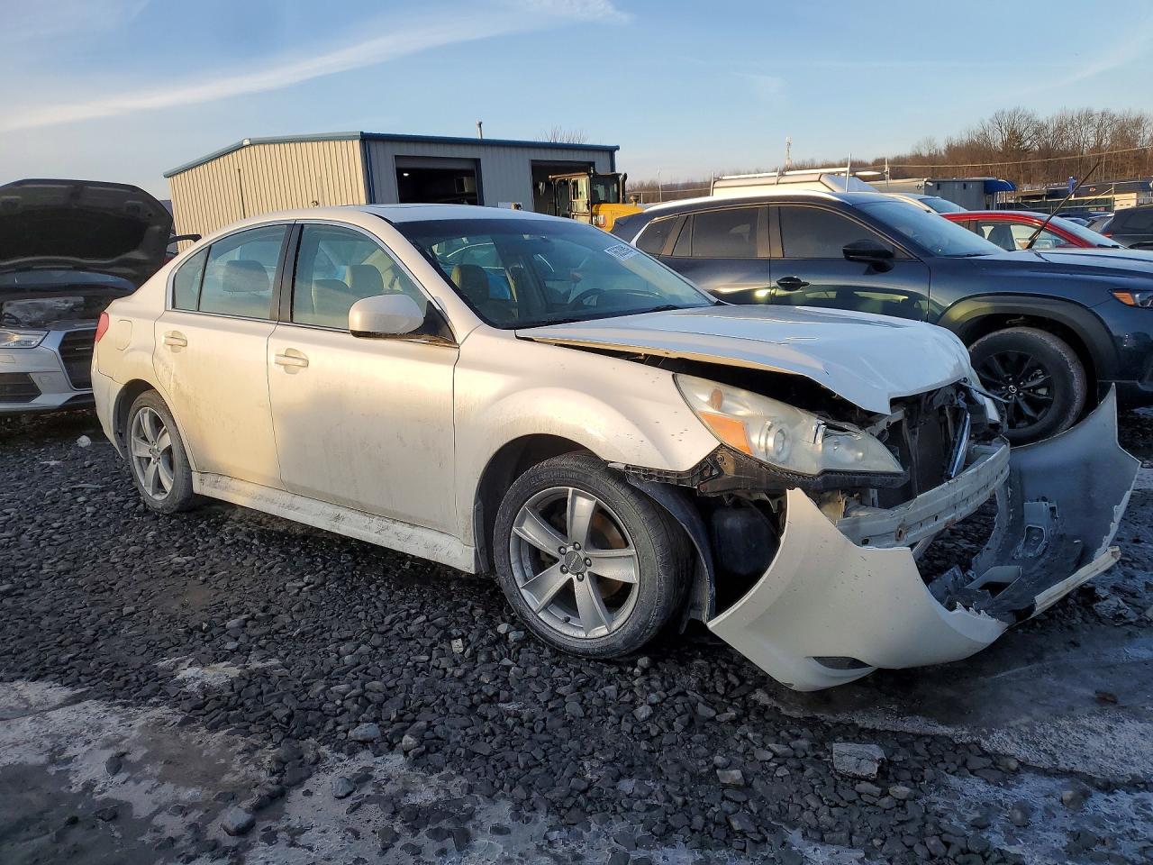 SUBARU LEGACY 2010 — 5