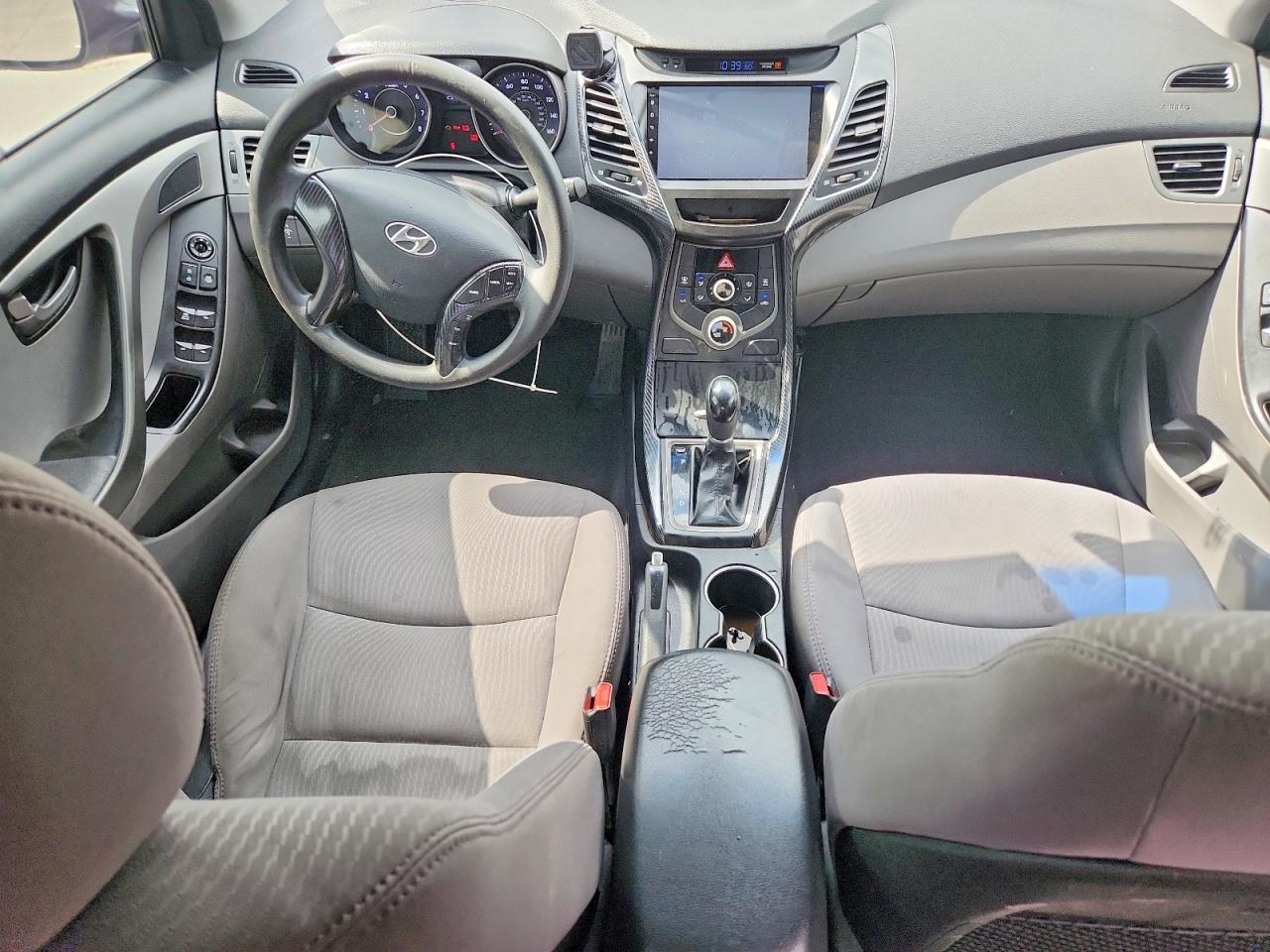 HYUNDAI ELANTRA 2015 — 9