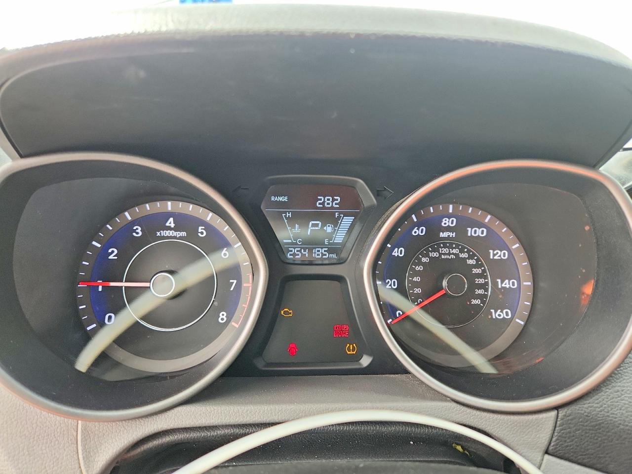 HYUNDAI ELANTRA 2015 — 10