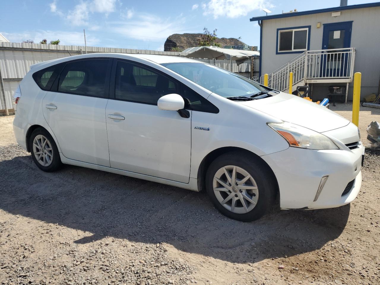2013 TOYOTA PRIUS V