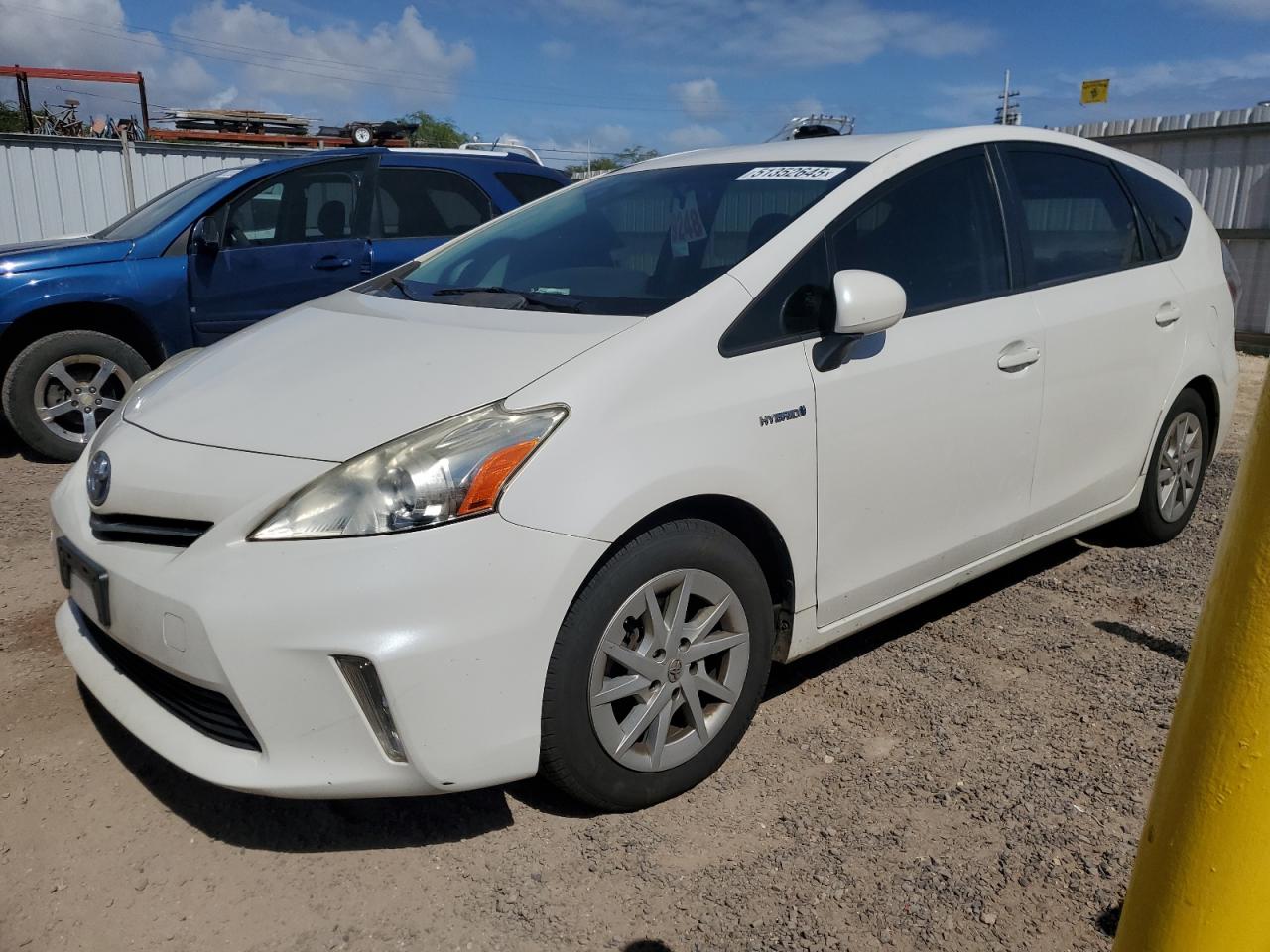 2013 TOYOTA PRIUS V