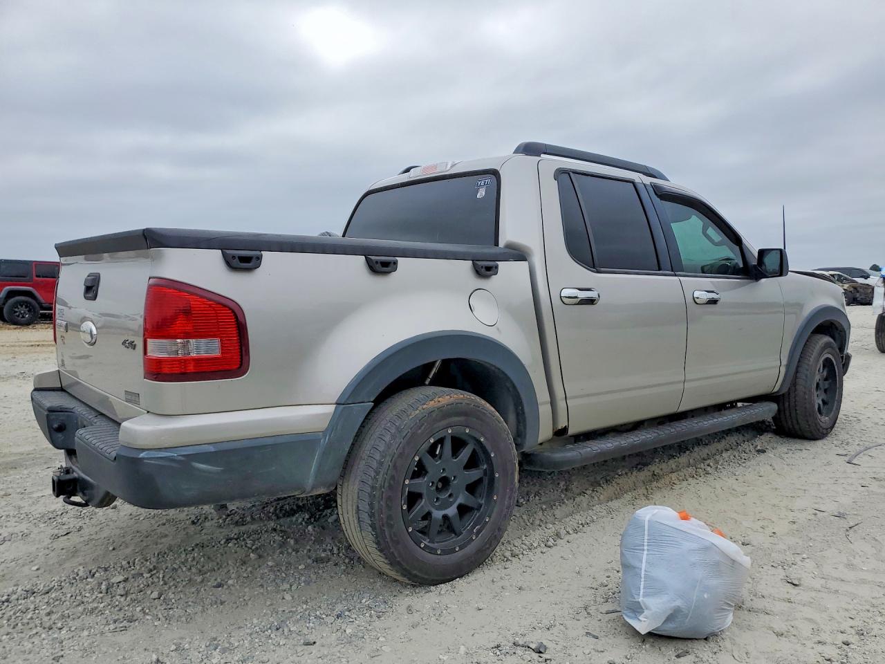 FORD EXPLORER SPORT TRAC 2007 — 4