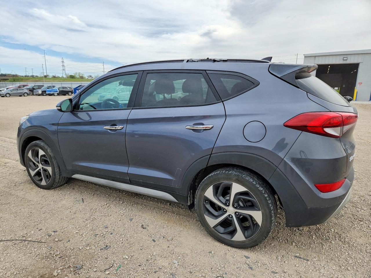HYUNDAI TUCSON 2018 — 3