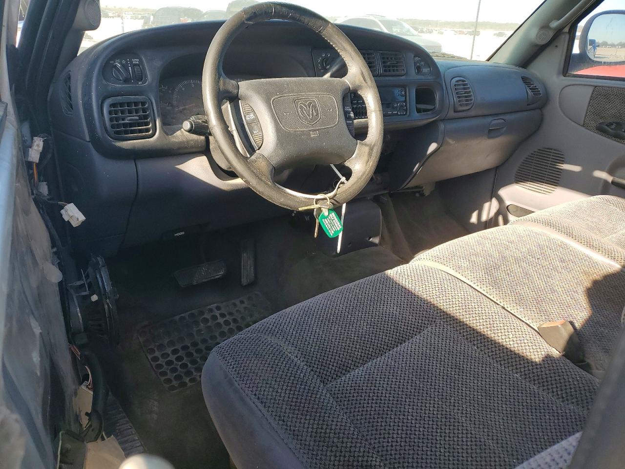 DODGE RAM 1500 1999 — 9