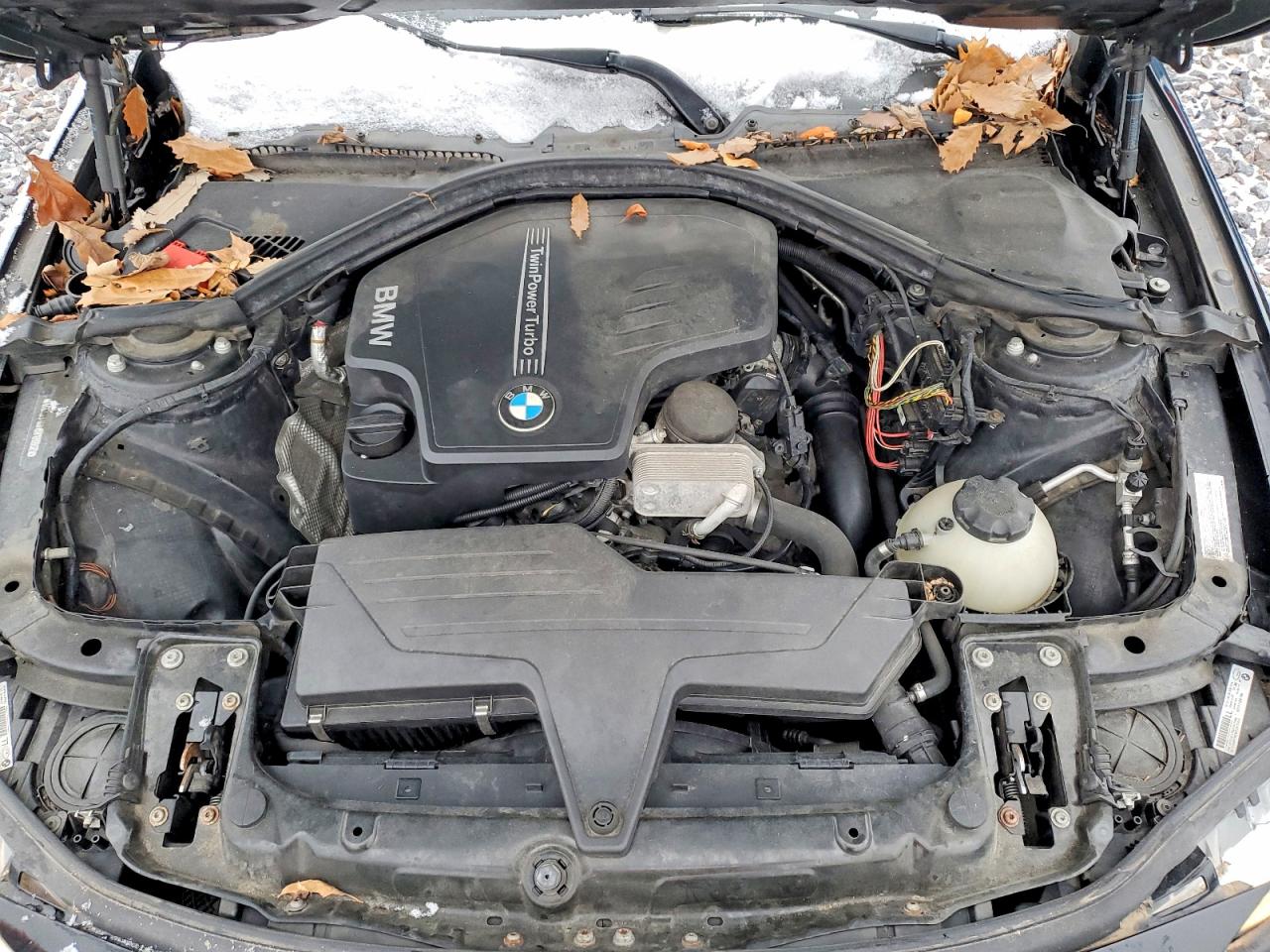 BMW 320 2013 — 12
