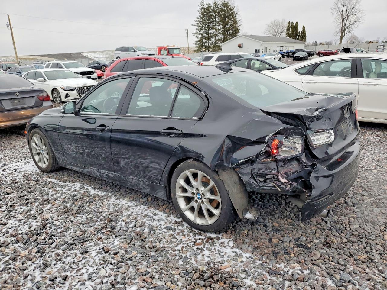 BMW 320 2013 — 3