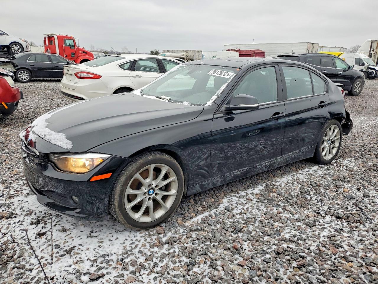 BMW 320 2013 — 2