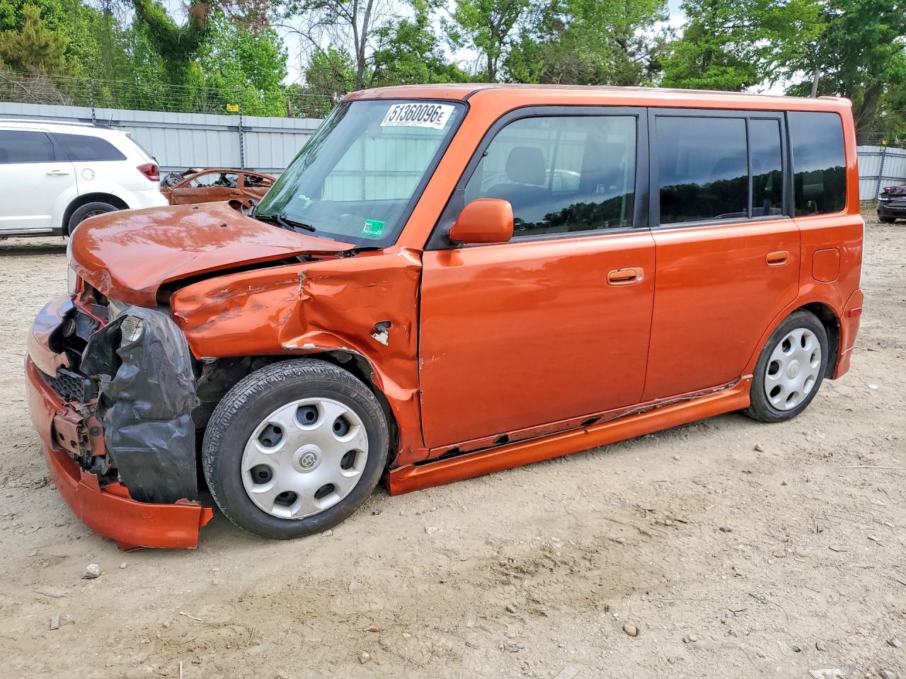TOYOTA SCION 2004 — 2