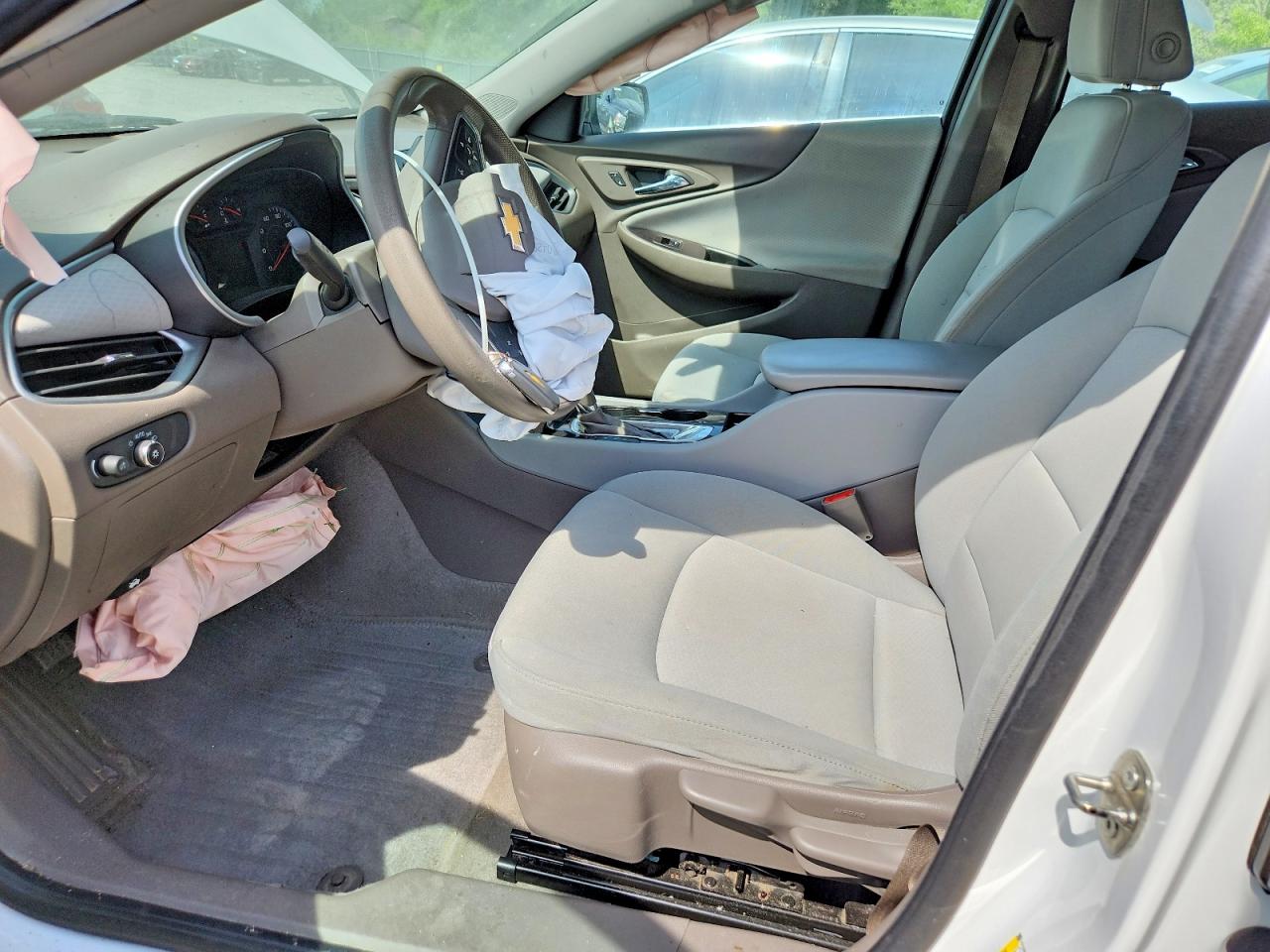 CHEVROLET MALIBU 2019 — 8