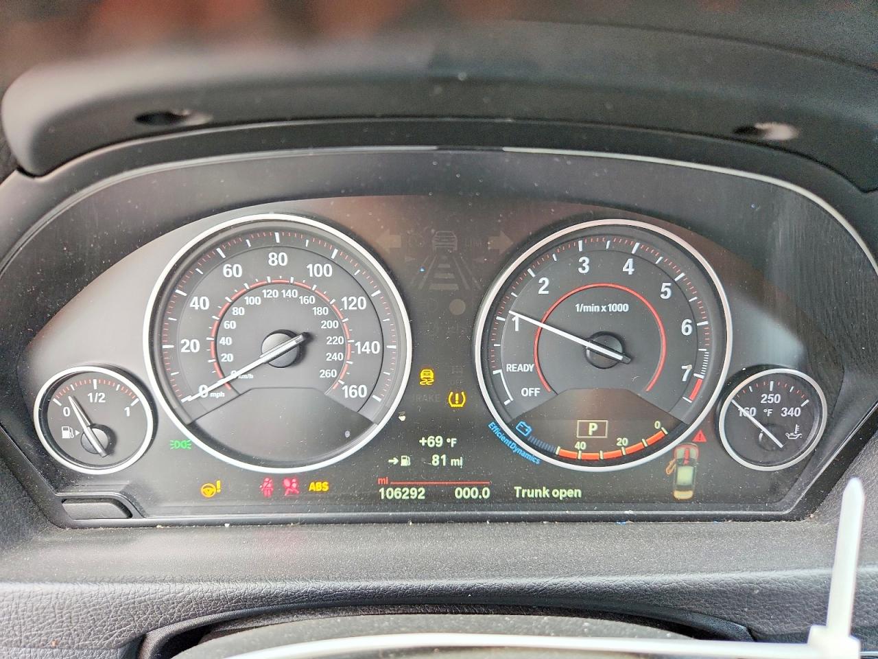 BMW 330 2018 — 10