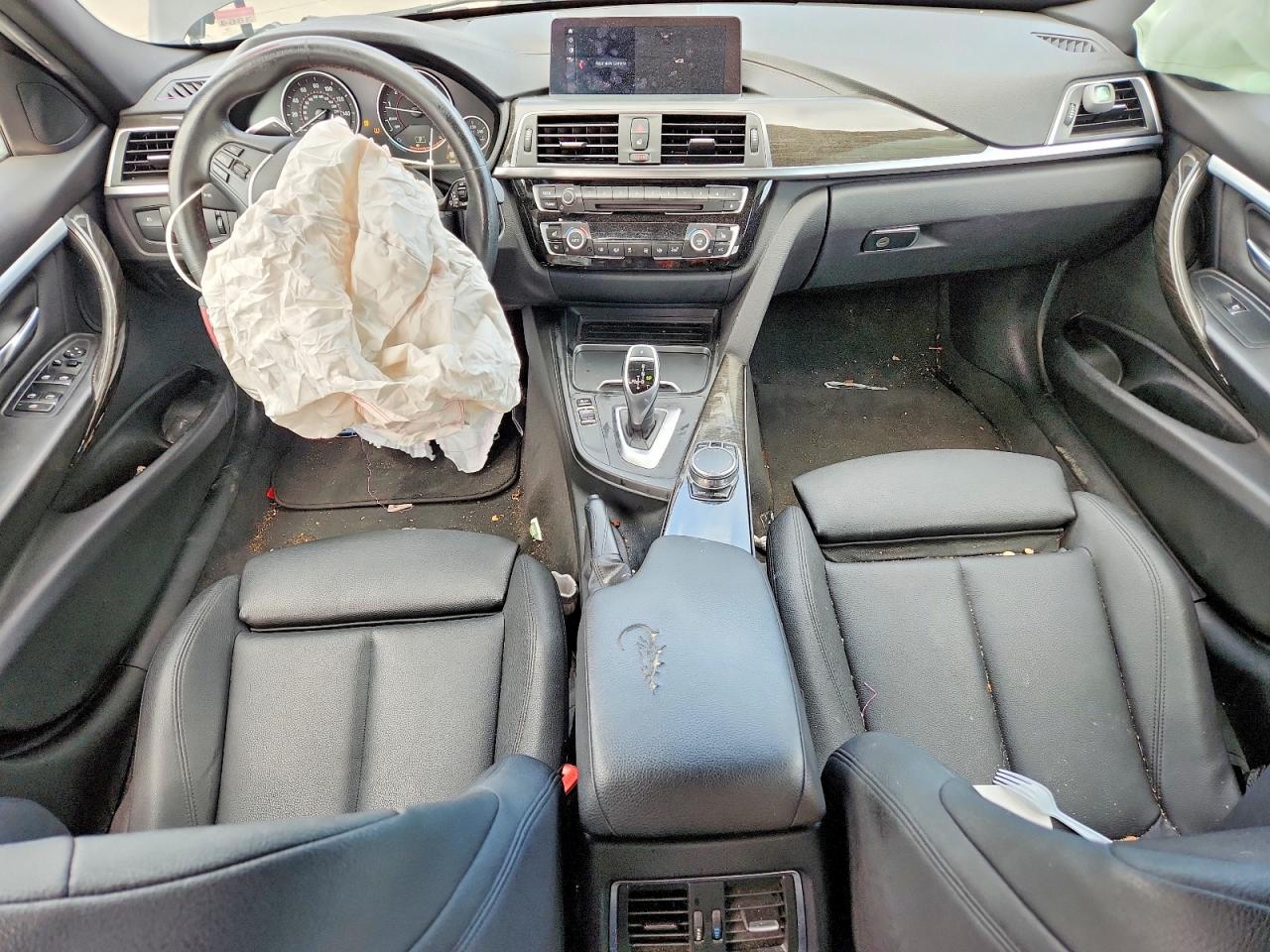 BMW 330 2018 — 9