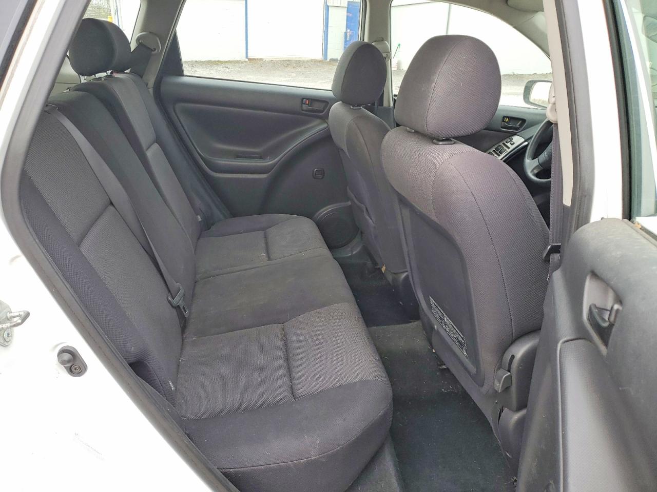 PONTIAC VIBE 2003 — 11