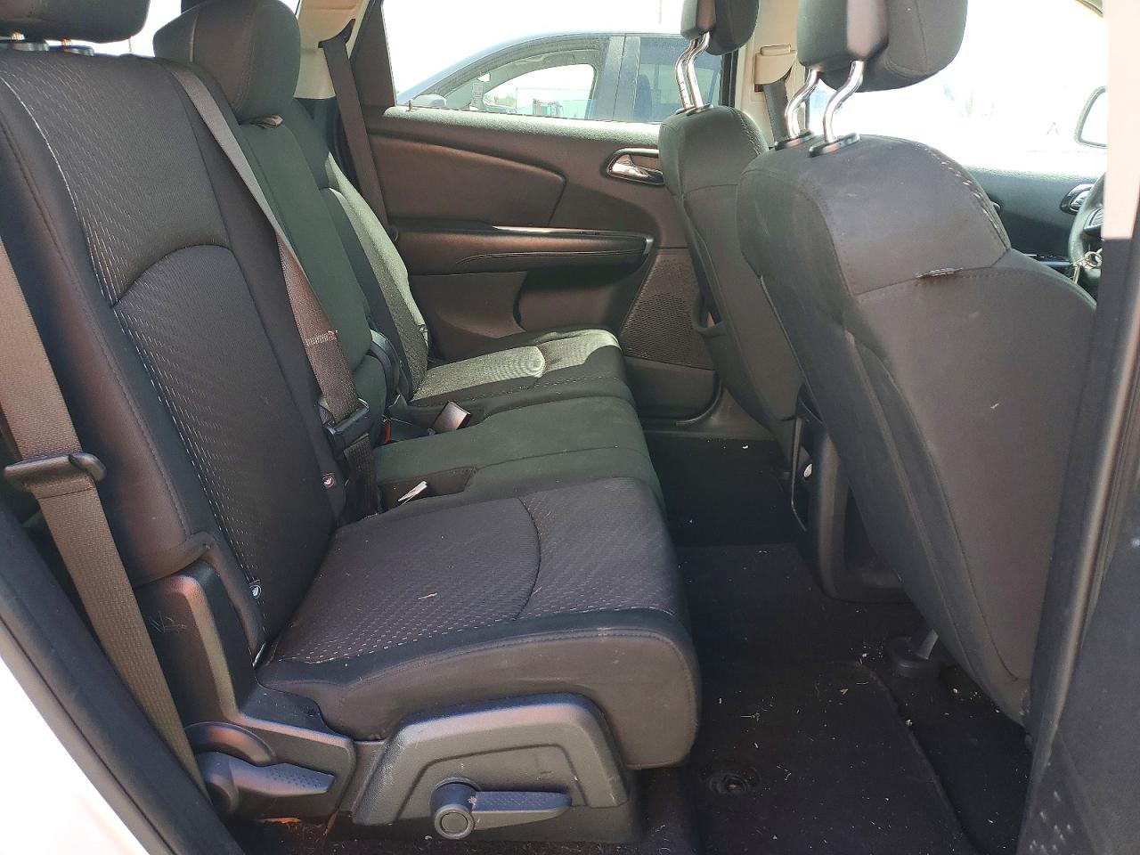 DODGE JOURNEY 2012 — 12