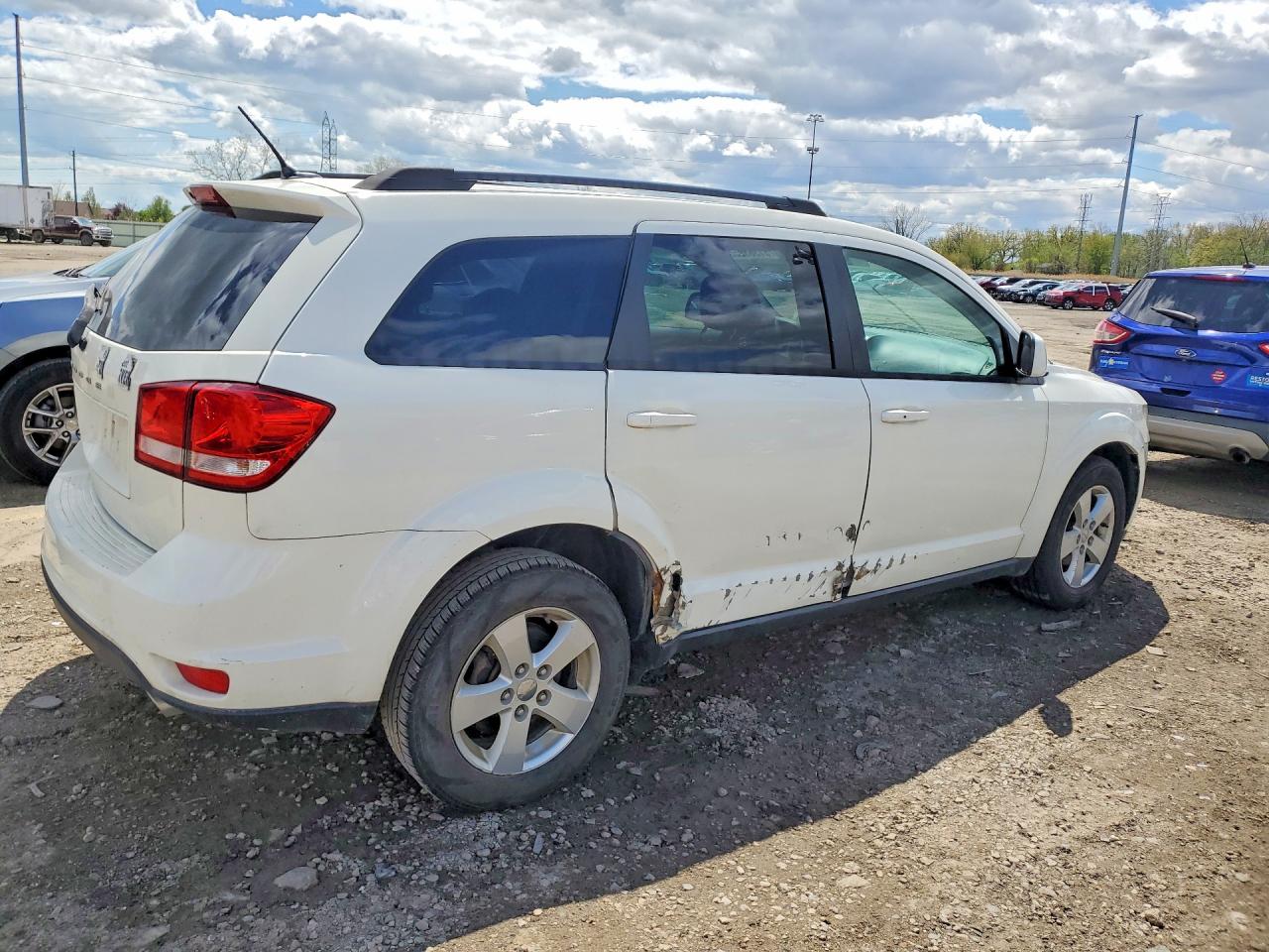 DODGE JOURNEY 2012 — 4