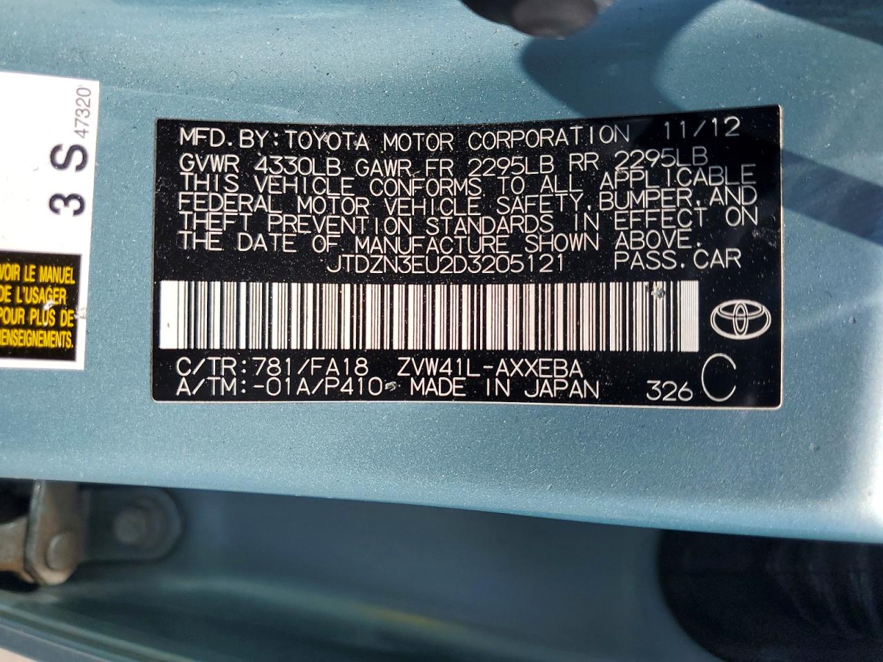 TOYOTA PRIUS V 2013 — 13