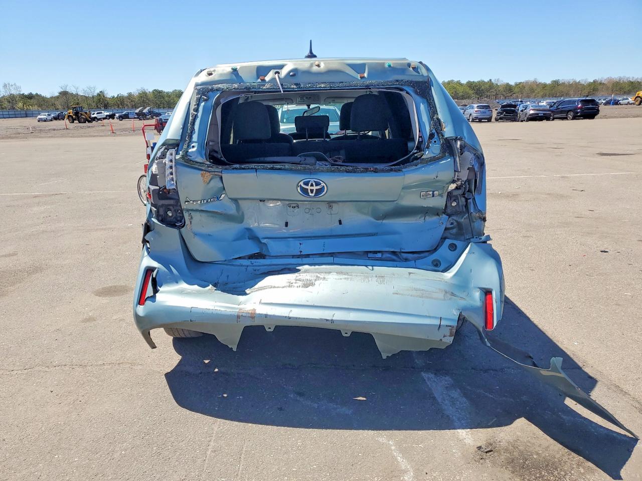 TOYOTA PRIUS V 2013 — 7
