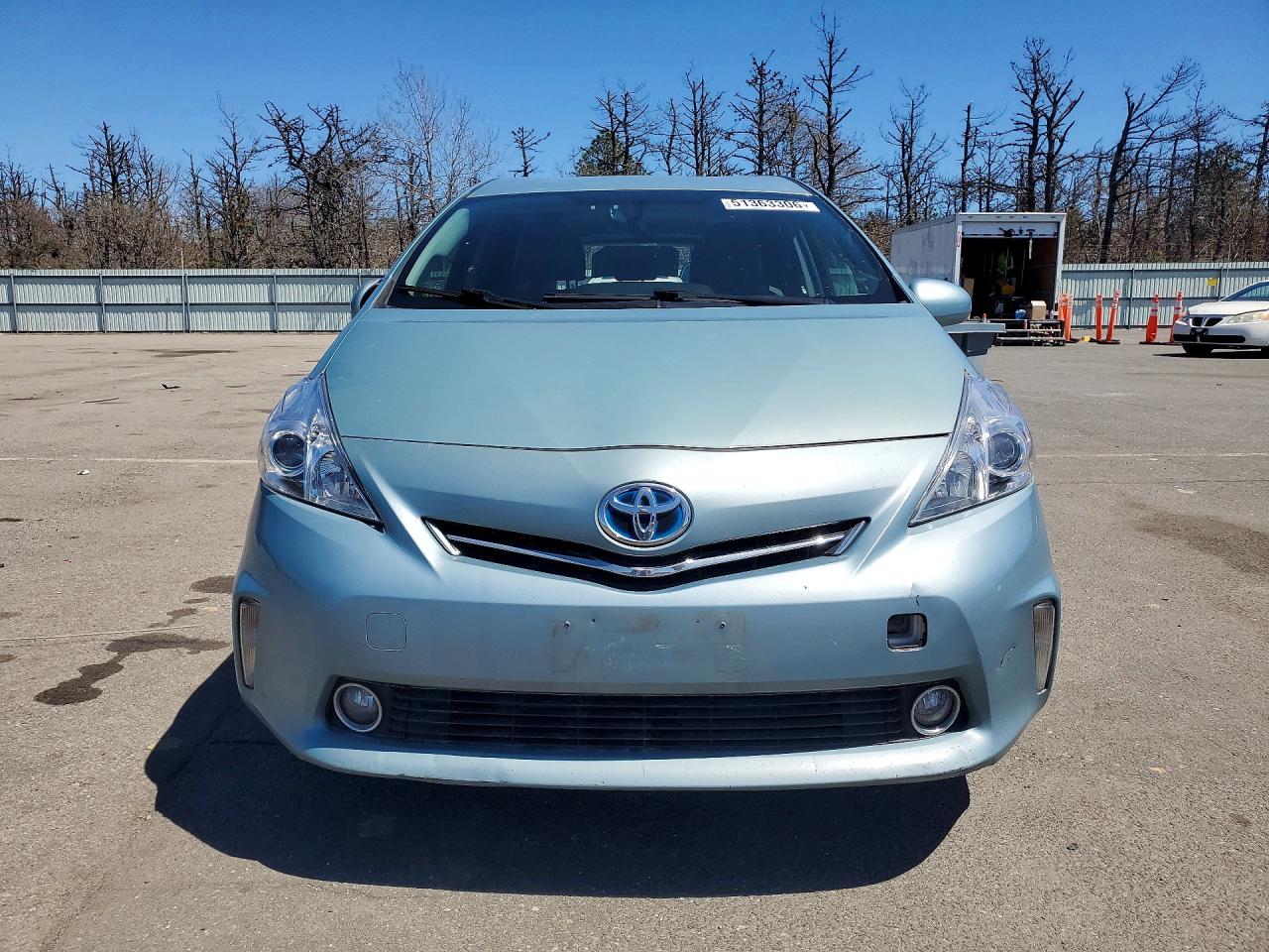 TOYOTA PRIUS V 2013 — 6
