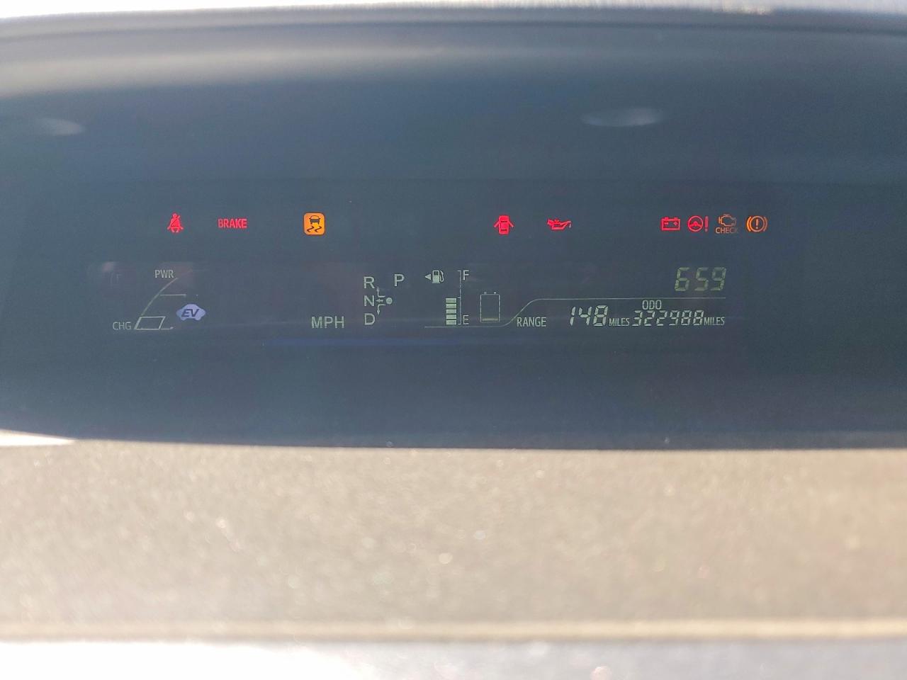 TOYOTA PRIUS V 2013 — 10